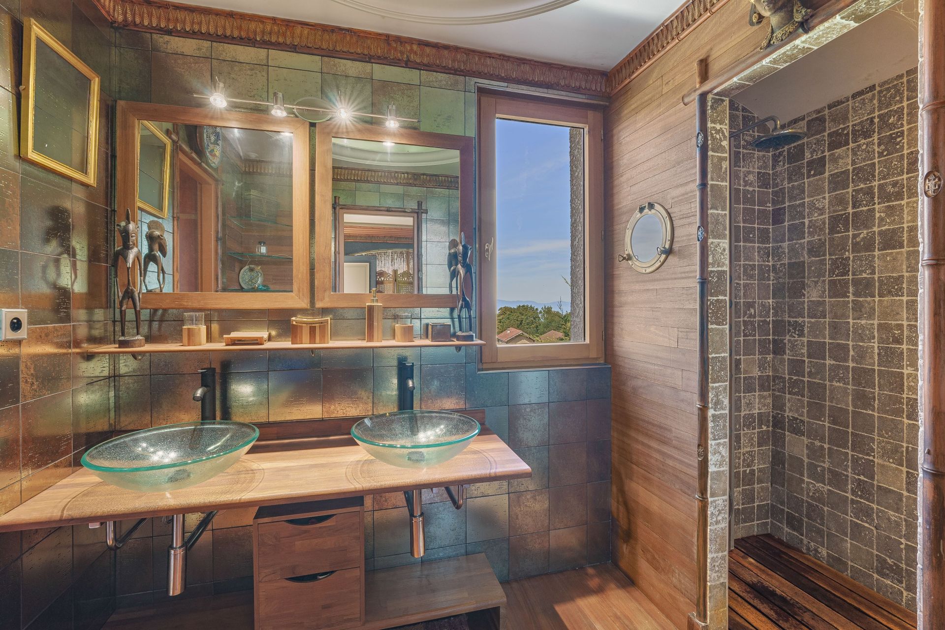 maison de luxe 6 Pièces en vente sur ST PAUL EN CHABLAIS (74500)