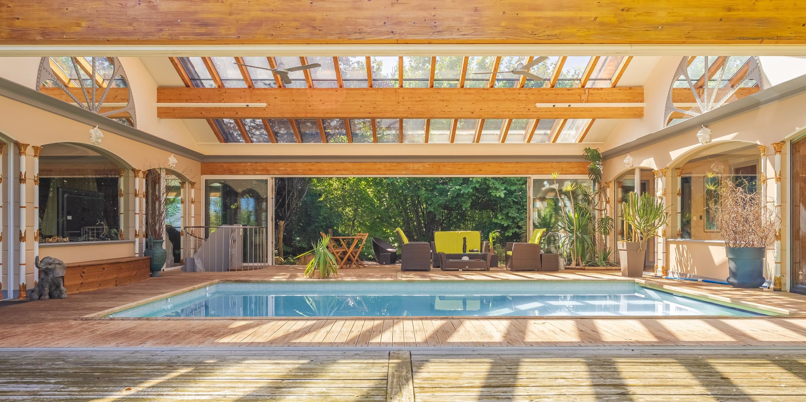 luxury house 6 Rooms for sale on ST PAUL EN CHABLAIS (74500)