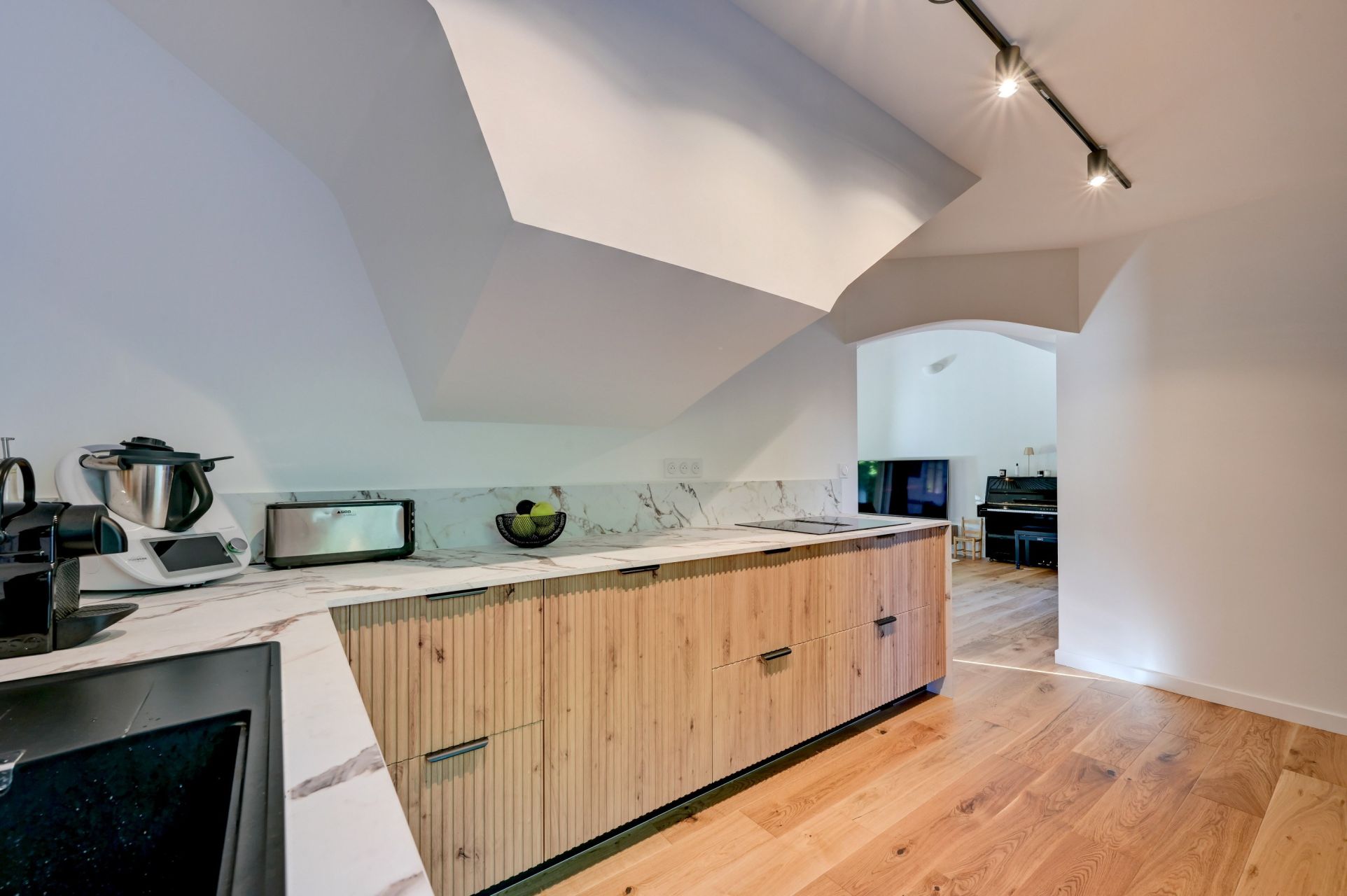 luxury house 4 Rooms for sale on AIX EN PROVENCE (13100)