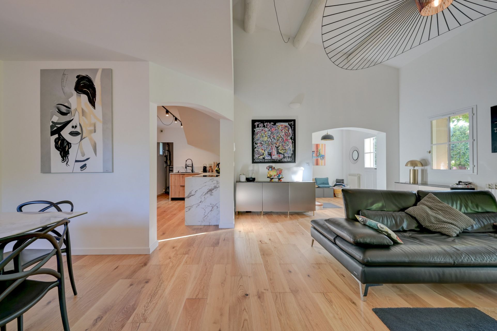 luxury house 4 Rooms for sale on AIX EN PROVENCE (13100)