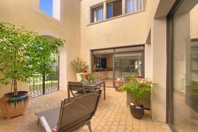 Vente Maison de ville Nîmes 5 Pièces 167 m²