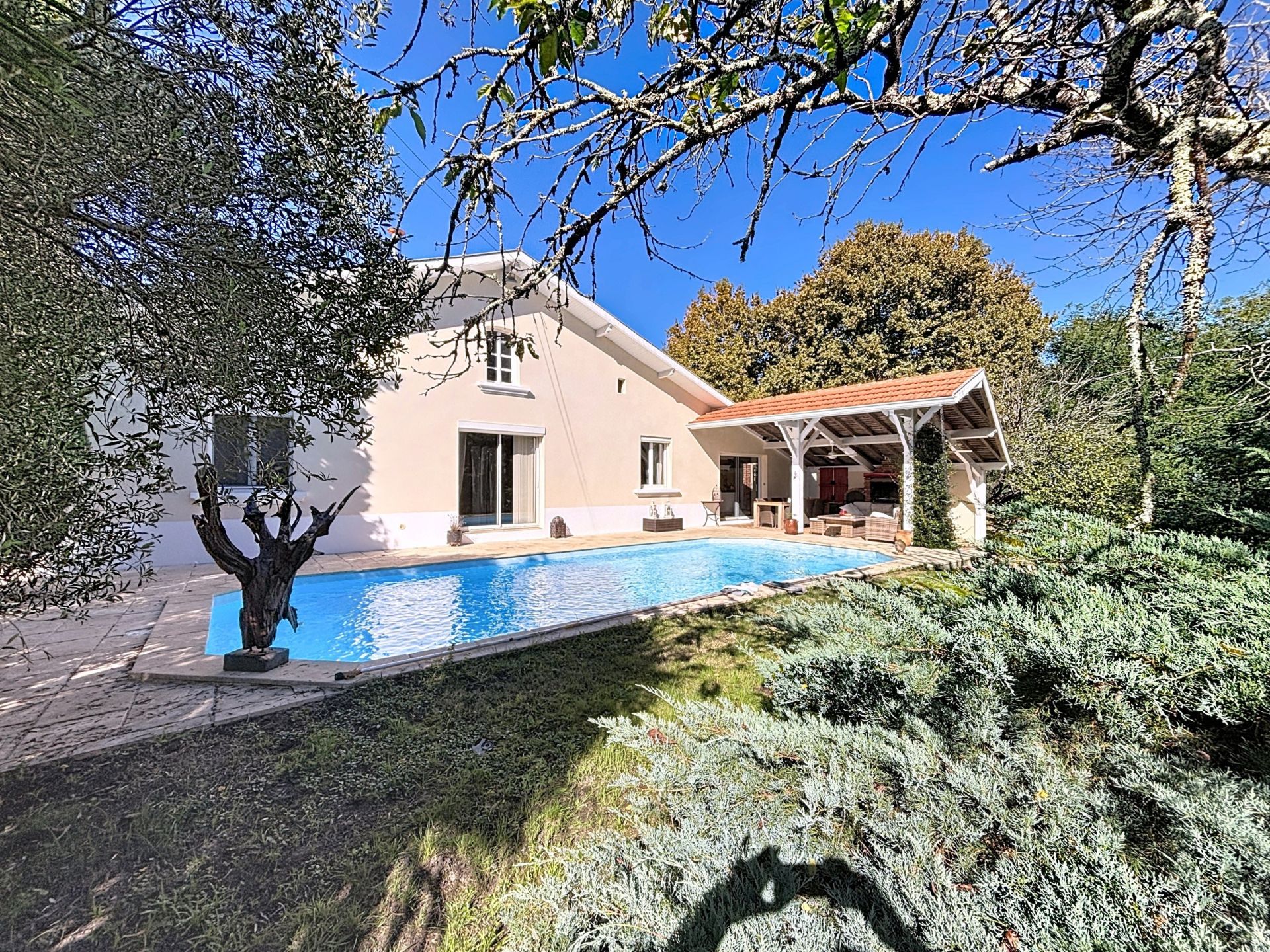 maison de luxe 6 Pièces en vente sur SORT EN CHALOSSE (40180)