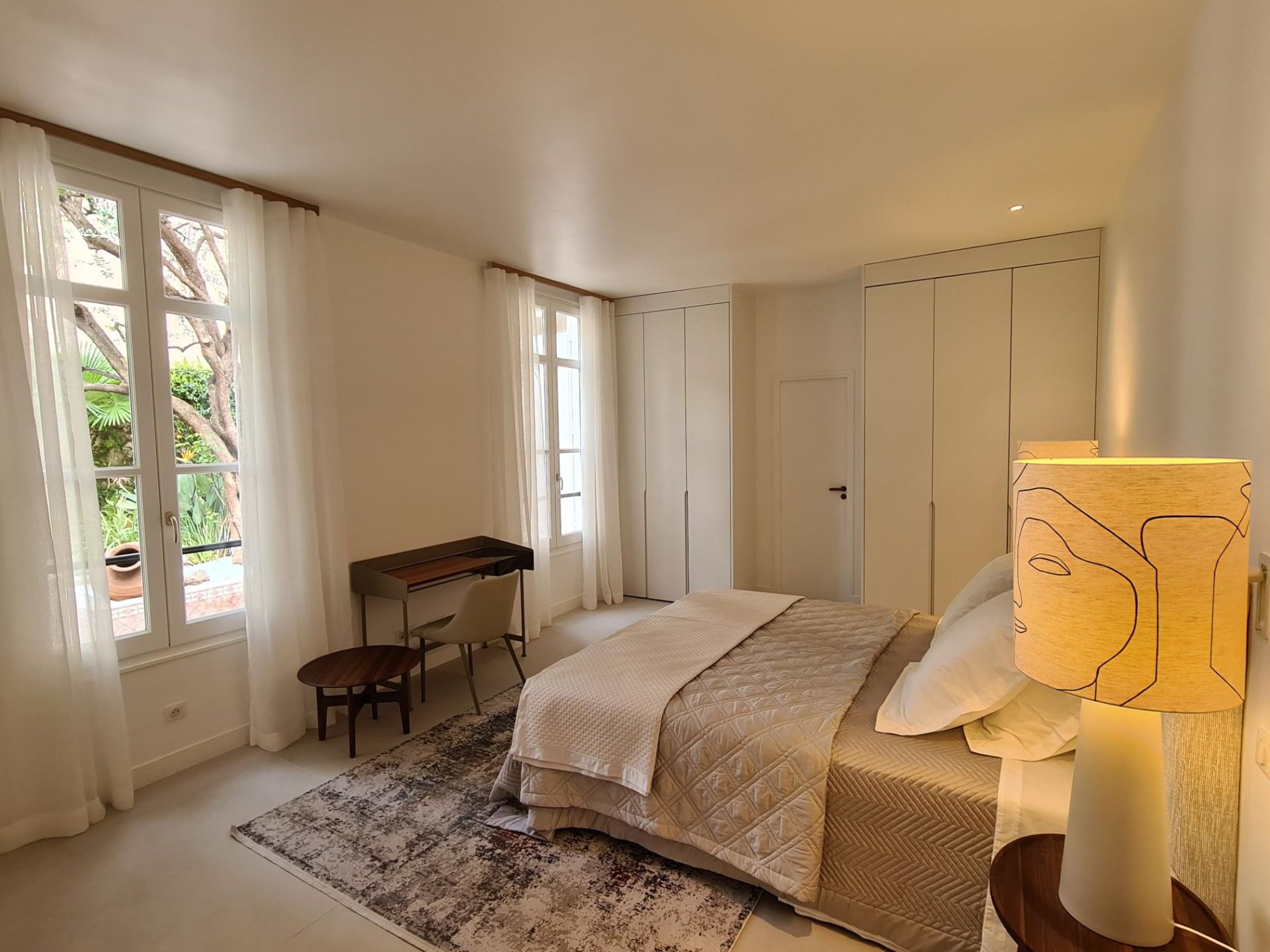 townhouse 6 Rooms for sale on CANNES (06400)