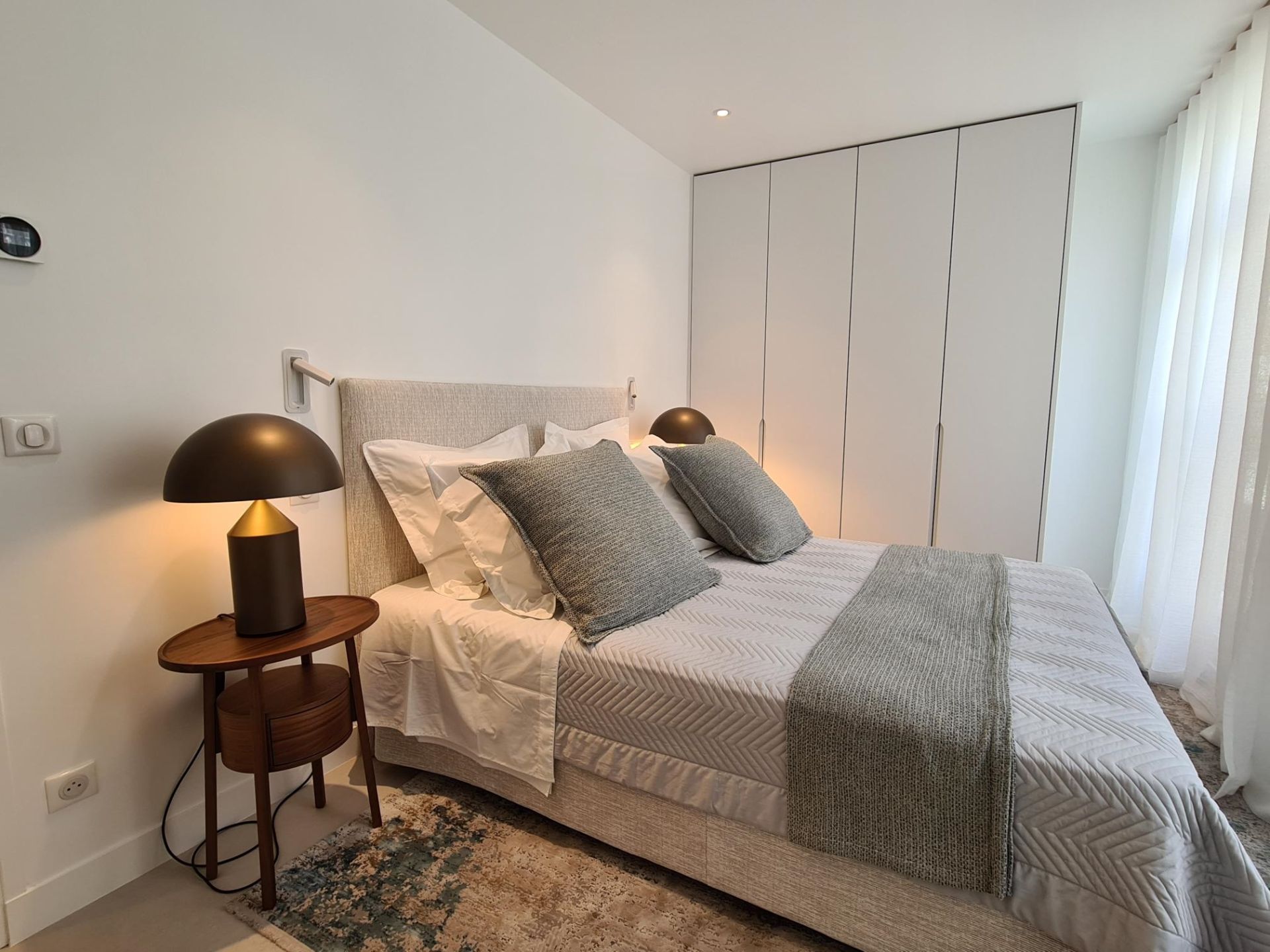 townhouse 6 Rooms for sale on CANNES (06400)