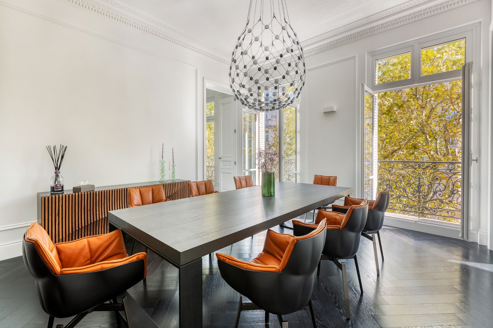luxury apartment 7 Rooms for sale on PARIS (75016)