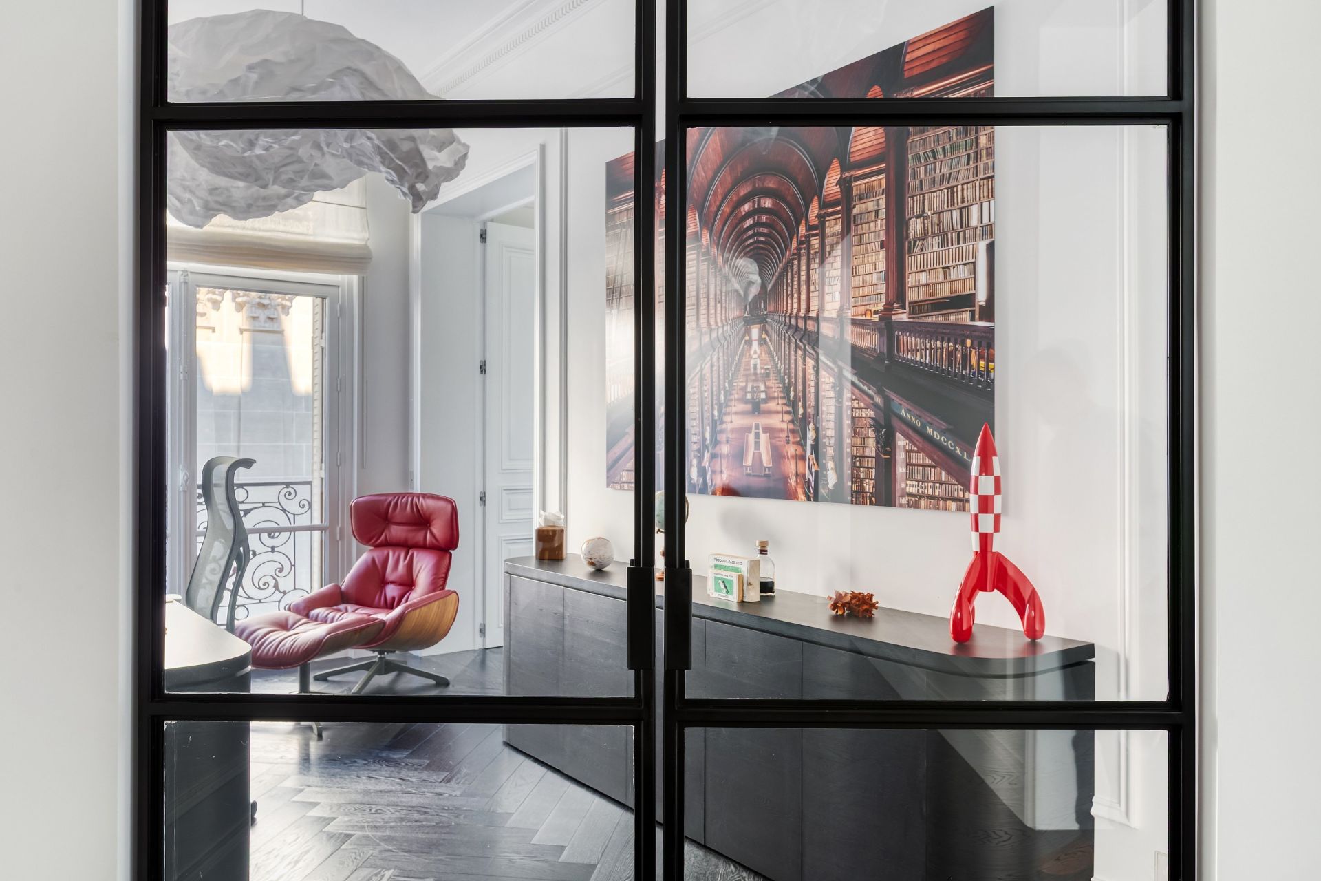 luxury apartment 7 Rooms for sale on PARIS (75016)