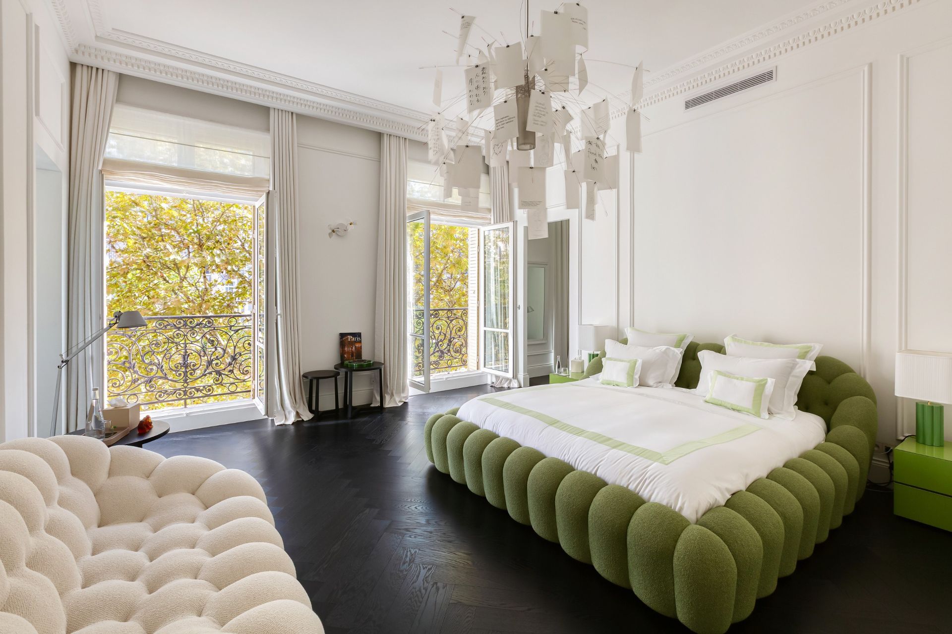 luxury apartment 7 Rooms for sale on PARIS (75016)