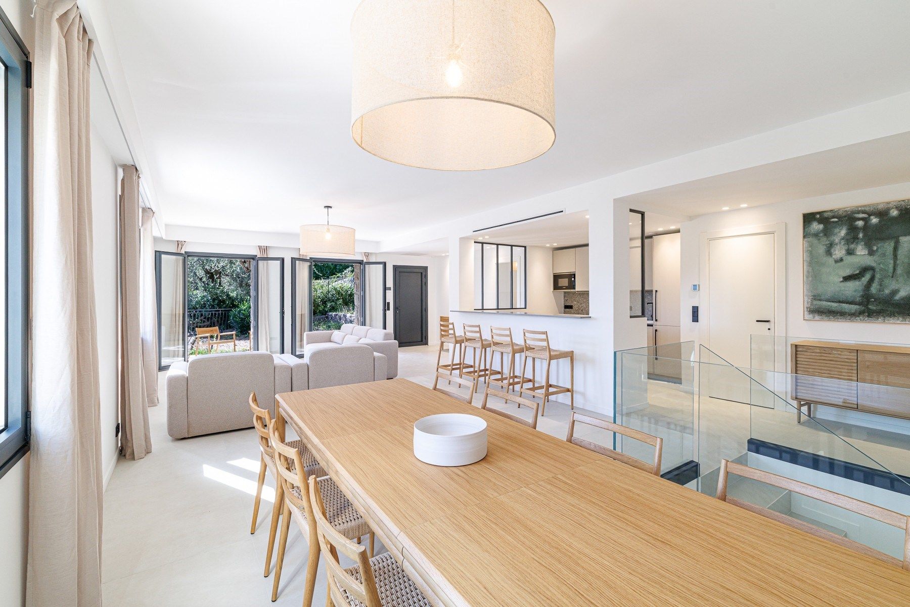 contemporary house 6 Rooms for sale on NICE (06000)