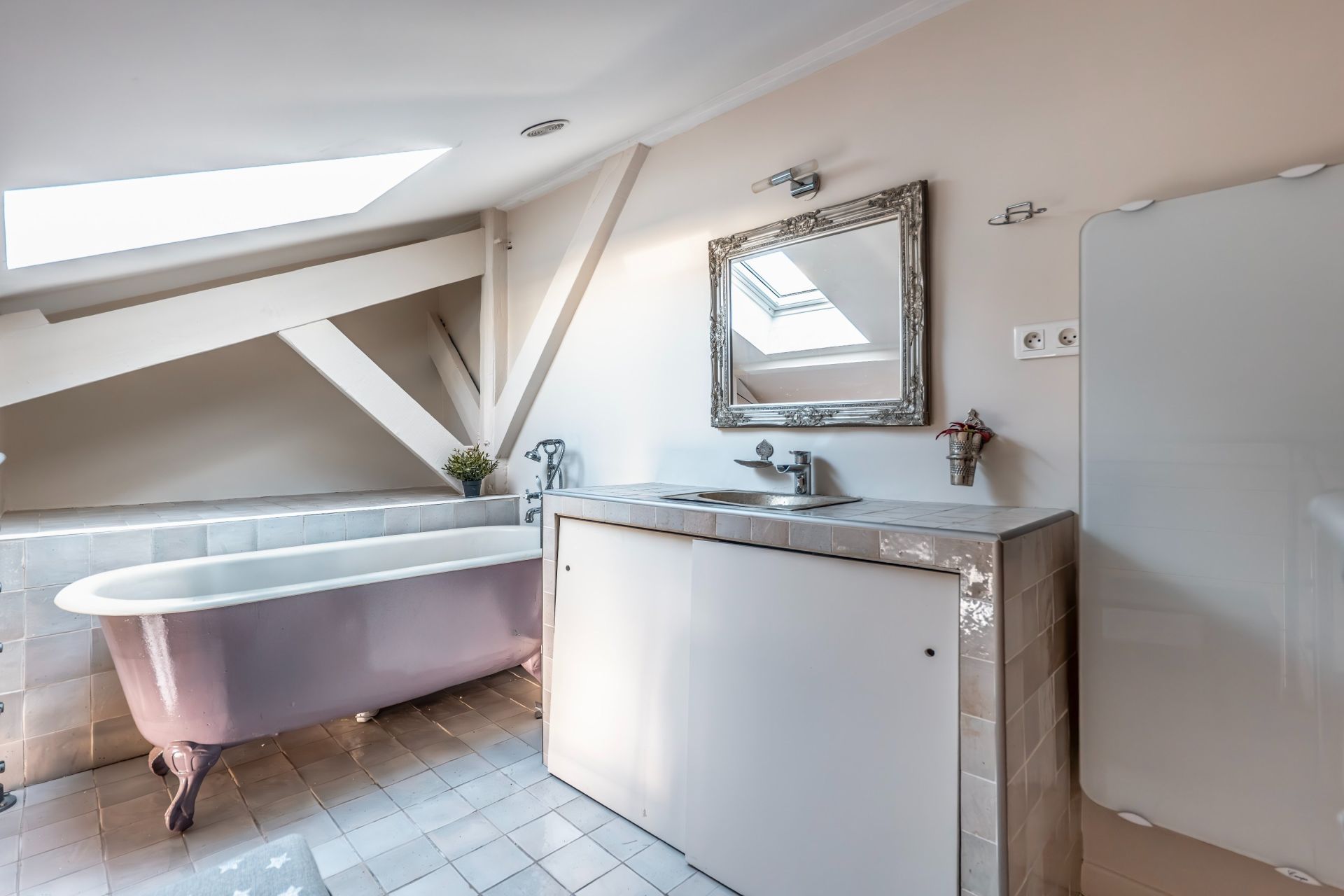 luxury apartment 4 Rooms for sale on PARIS (75003)