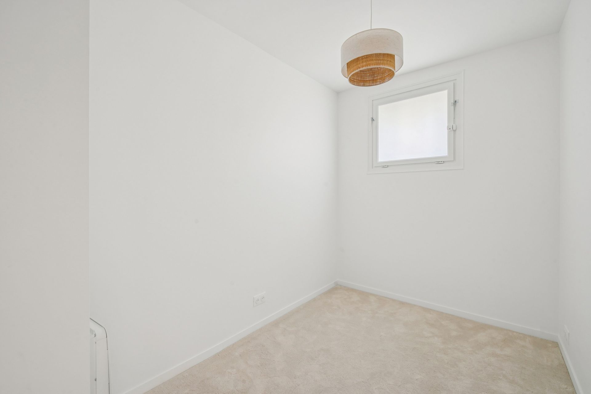 luxury apartment 3 Rooms for sale on PARIS (75007)