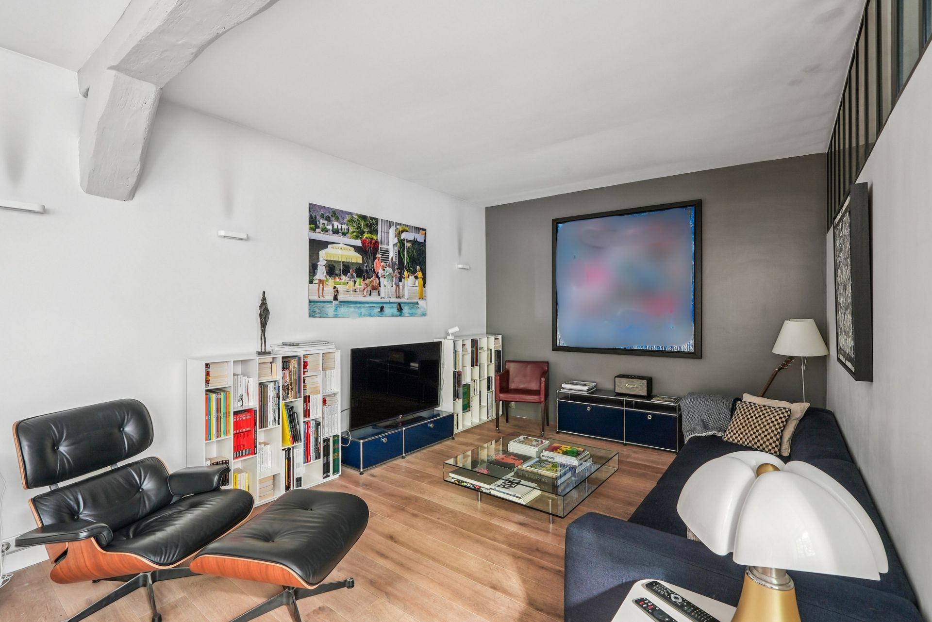 luxury apartment 5 Rooms for sale on PARIS (75011)