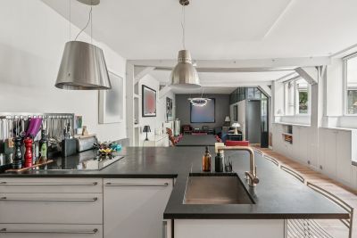 Sale Luxury apartment Paris 11 5 Rooms 156.18 m²