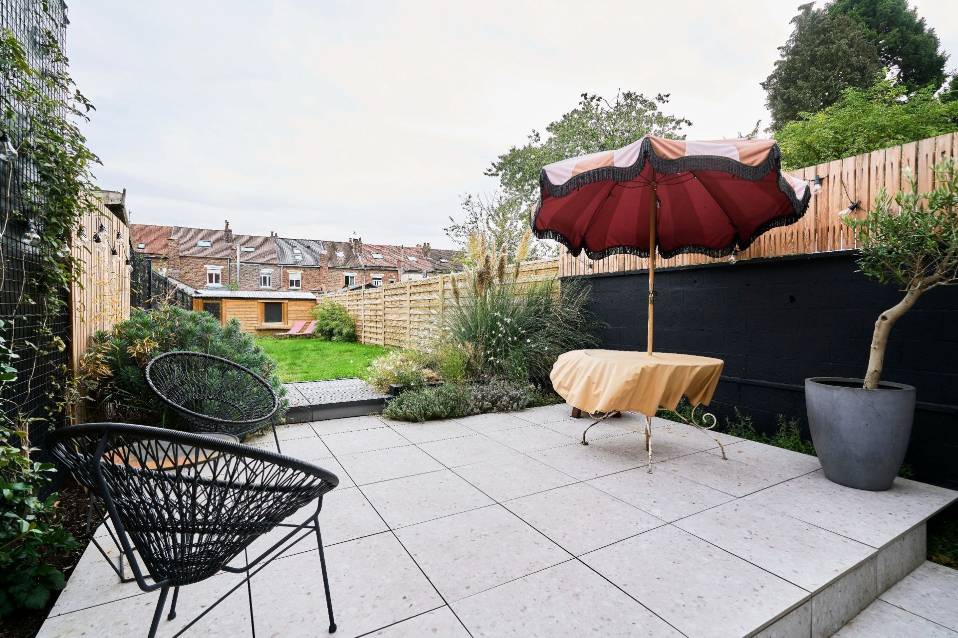 luxury house 5 Rooms for sale on LAMBERSART (59130)