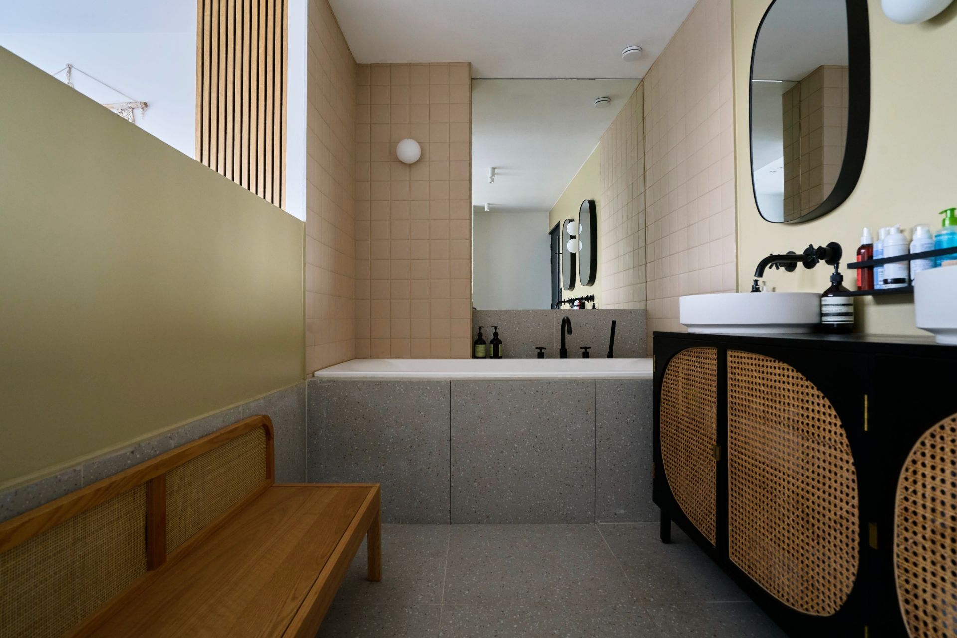 luxury house 5 Rooms for sale on LAMBERSART (59130)