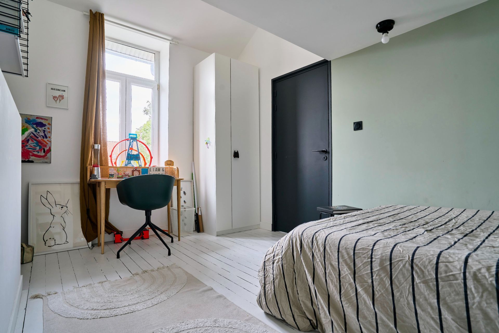 luxury house 5 Rooms for sale on LAMBERSART (59130)