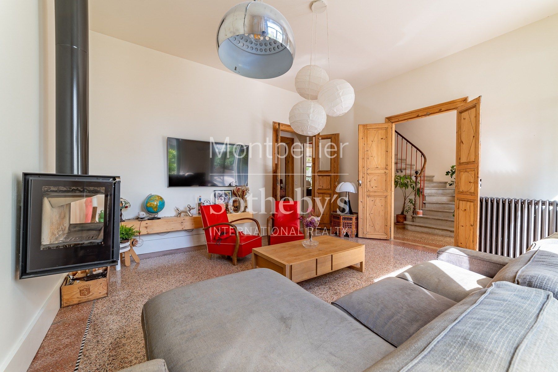 luxury house 7 Rooms for sale on MONTPELLIER (34000)