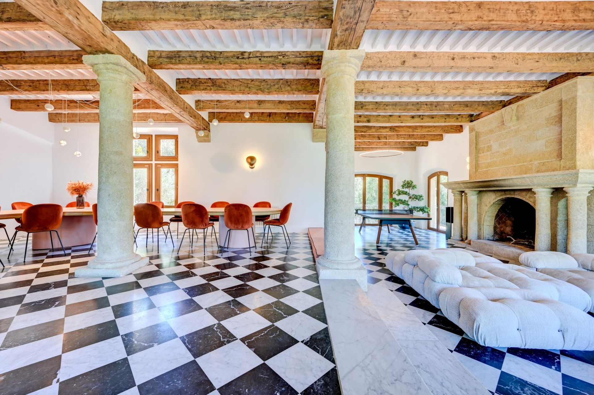 luxury house 20 Rooms for sale on AIX EN PROVENCE (13100)