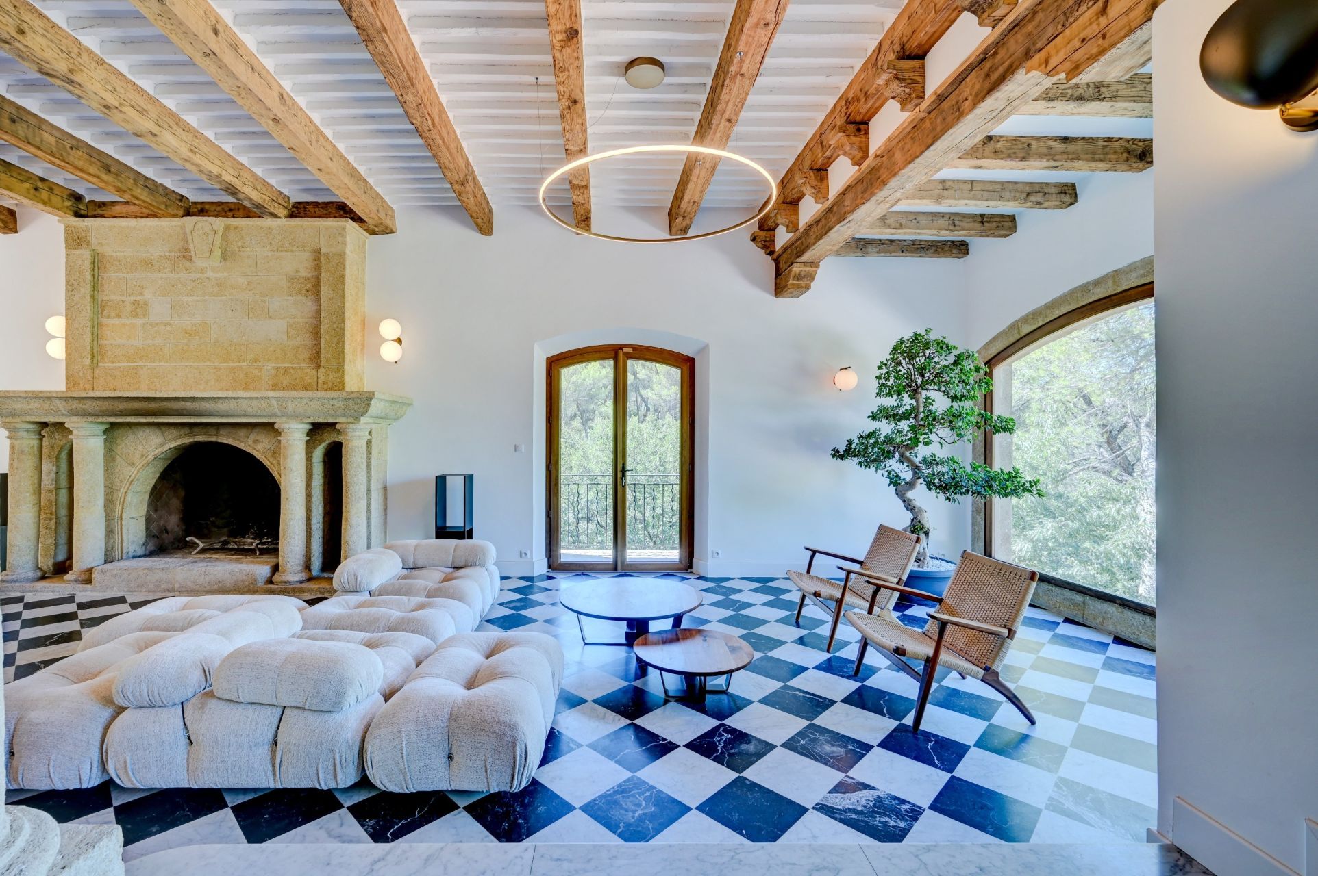 luxury house 20 Rooms for sale on AIX EN PROVENCE (13100)