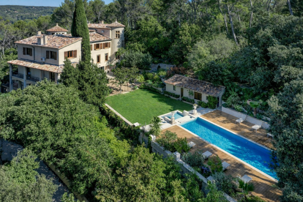 Vente Maison de luxe Aix-en-Provence 20&nbsp;Pièces 650&nbsp;m²