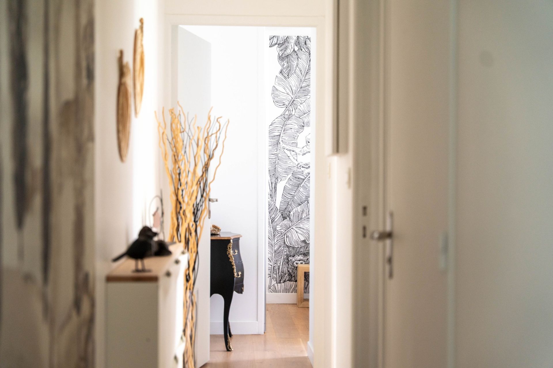 luxury apartment 3 Rooms for sale on LA ROCHELLE (17000)