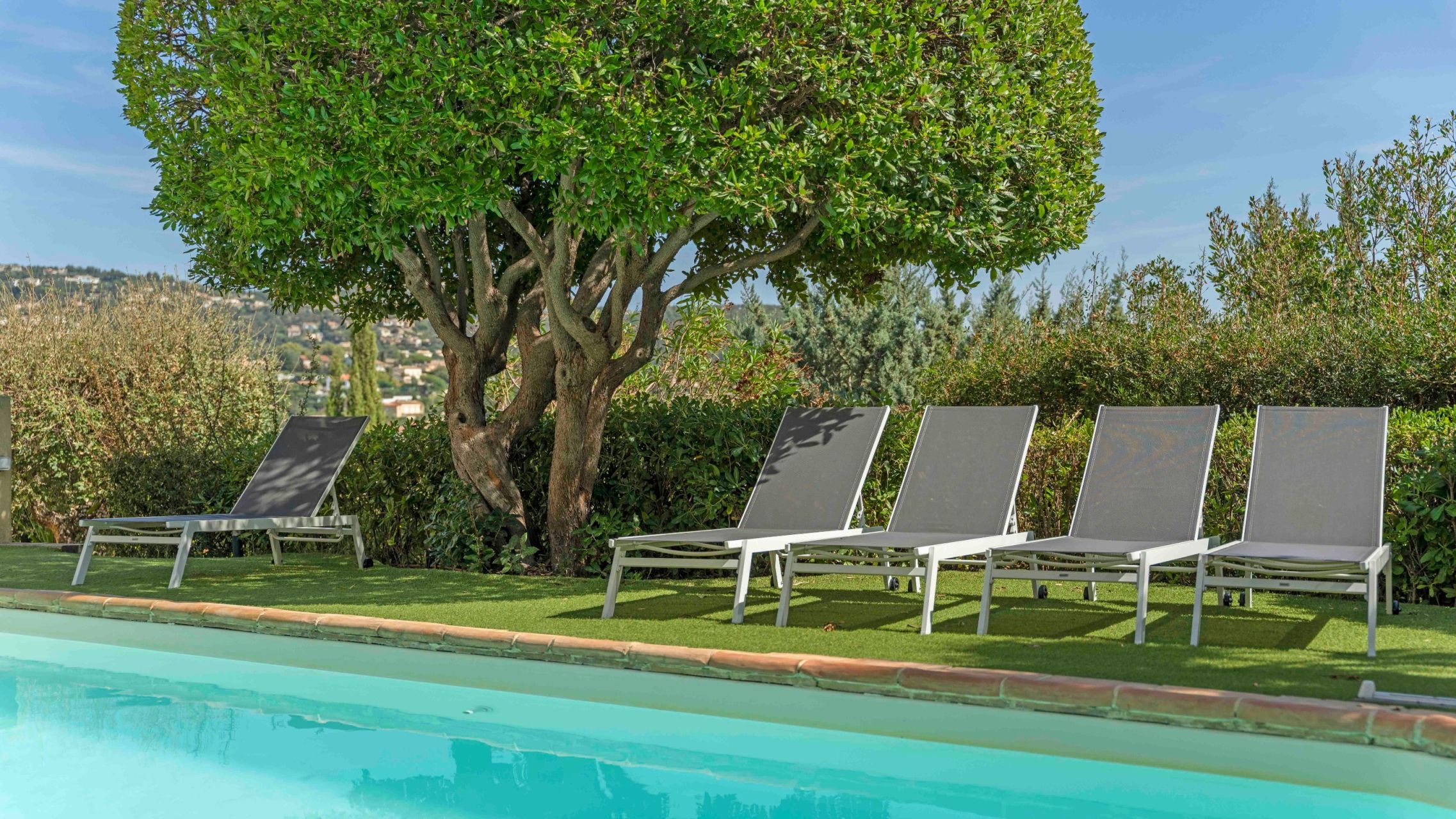 villa de luxe 7 Pièces en vente sur LES ISSAMBRES (83380)