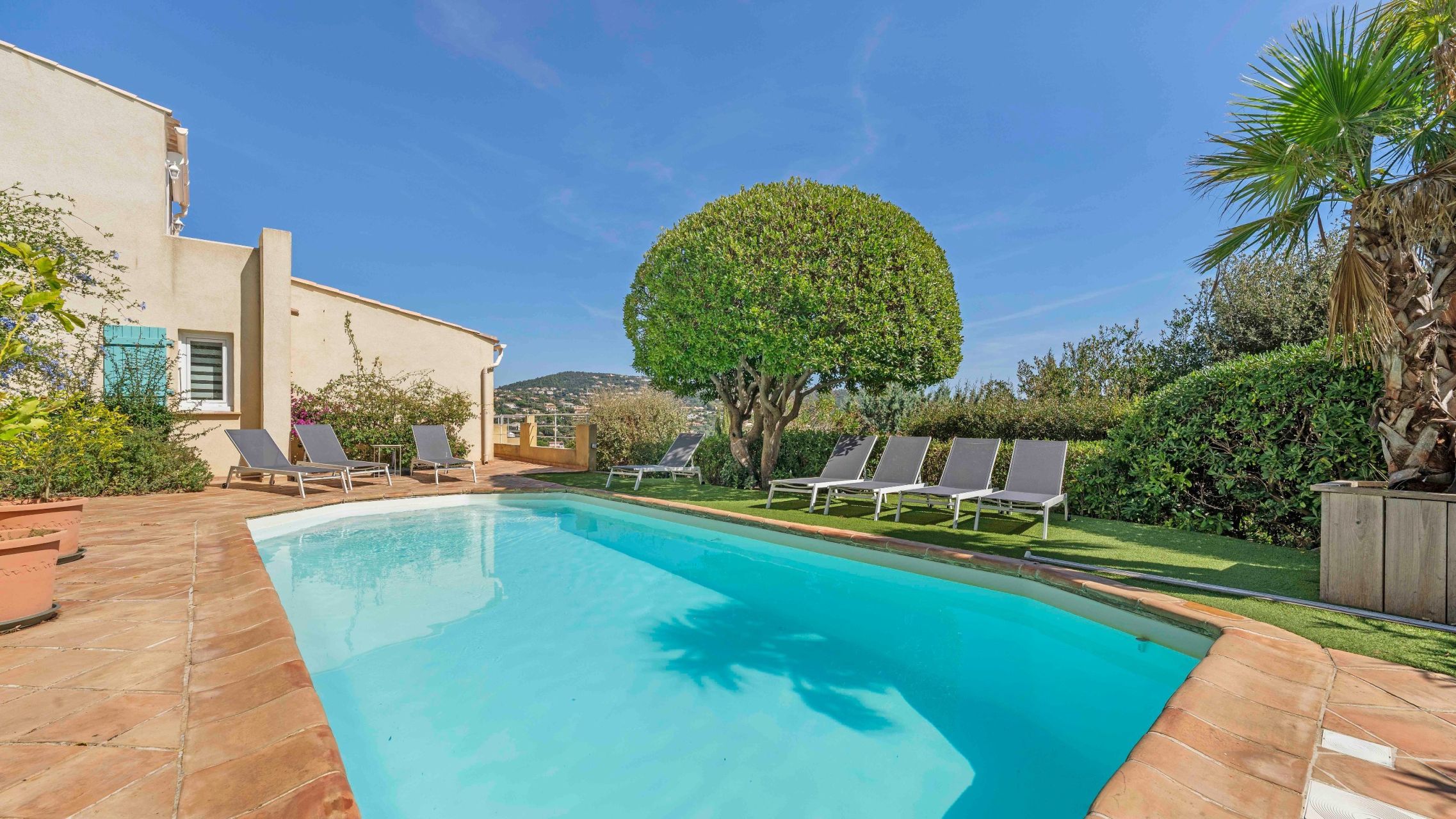 villa de luxe 7 Pièces en vente sur LES ISSAMBRES (83380)