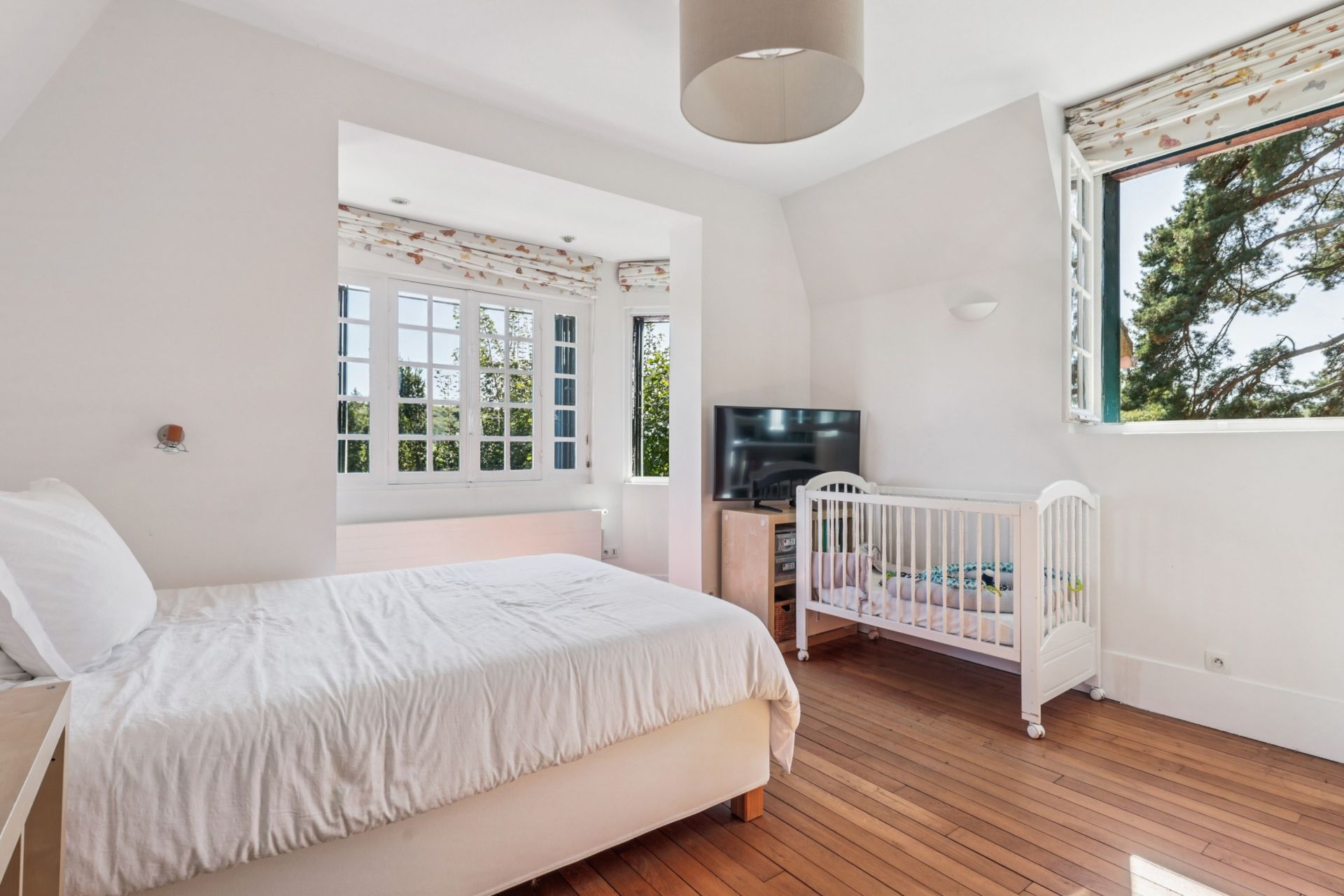 maison de luxe 10 Pièces en vente sur LA CELLE ST CLOUD (78170)