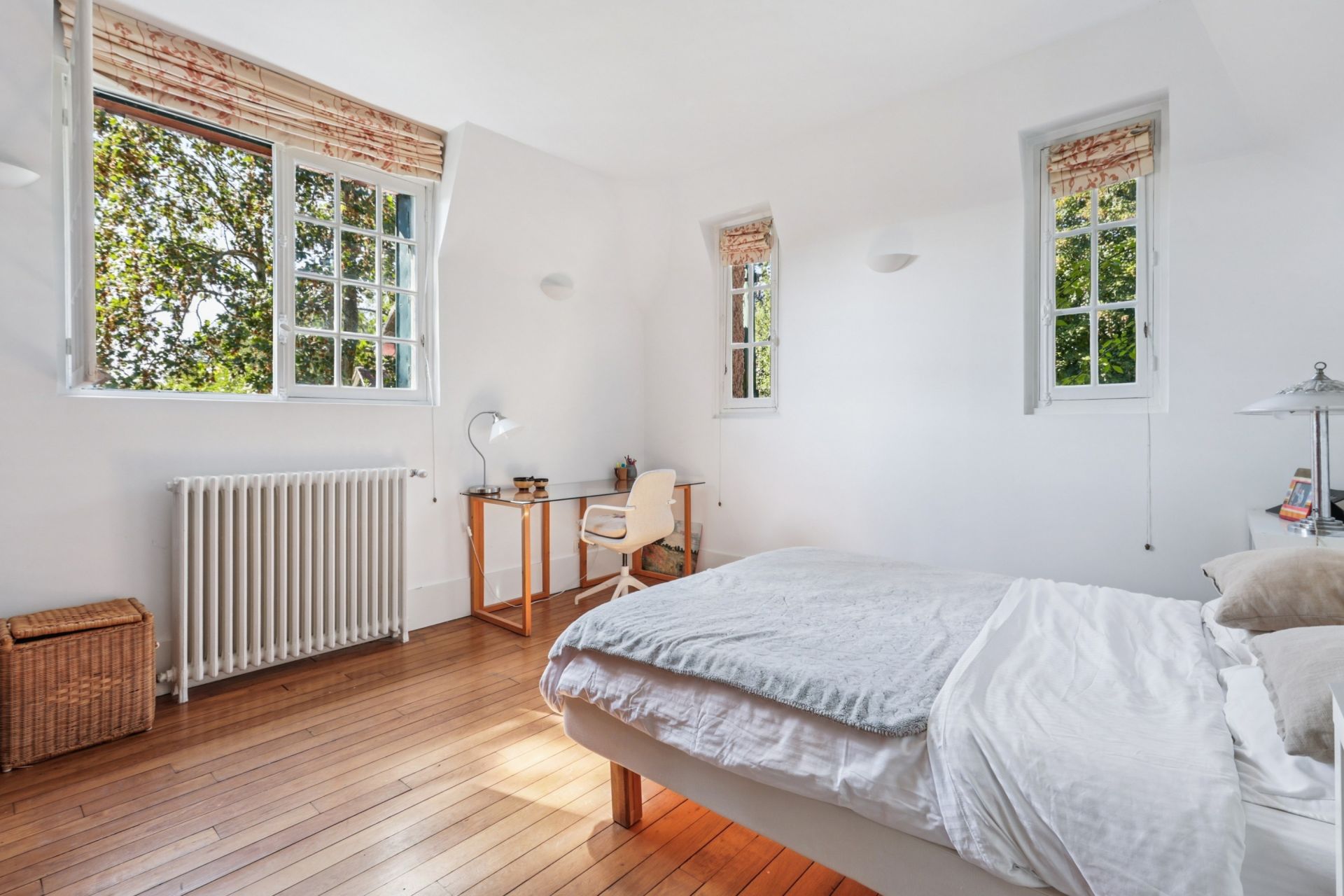 maison de luxe 10 Pièces en vente sur LA CELLE ST CLOUD (78170)