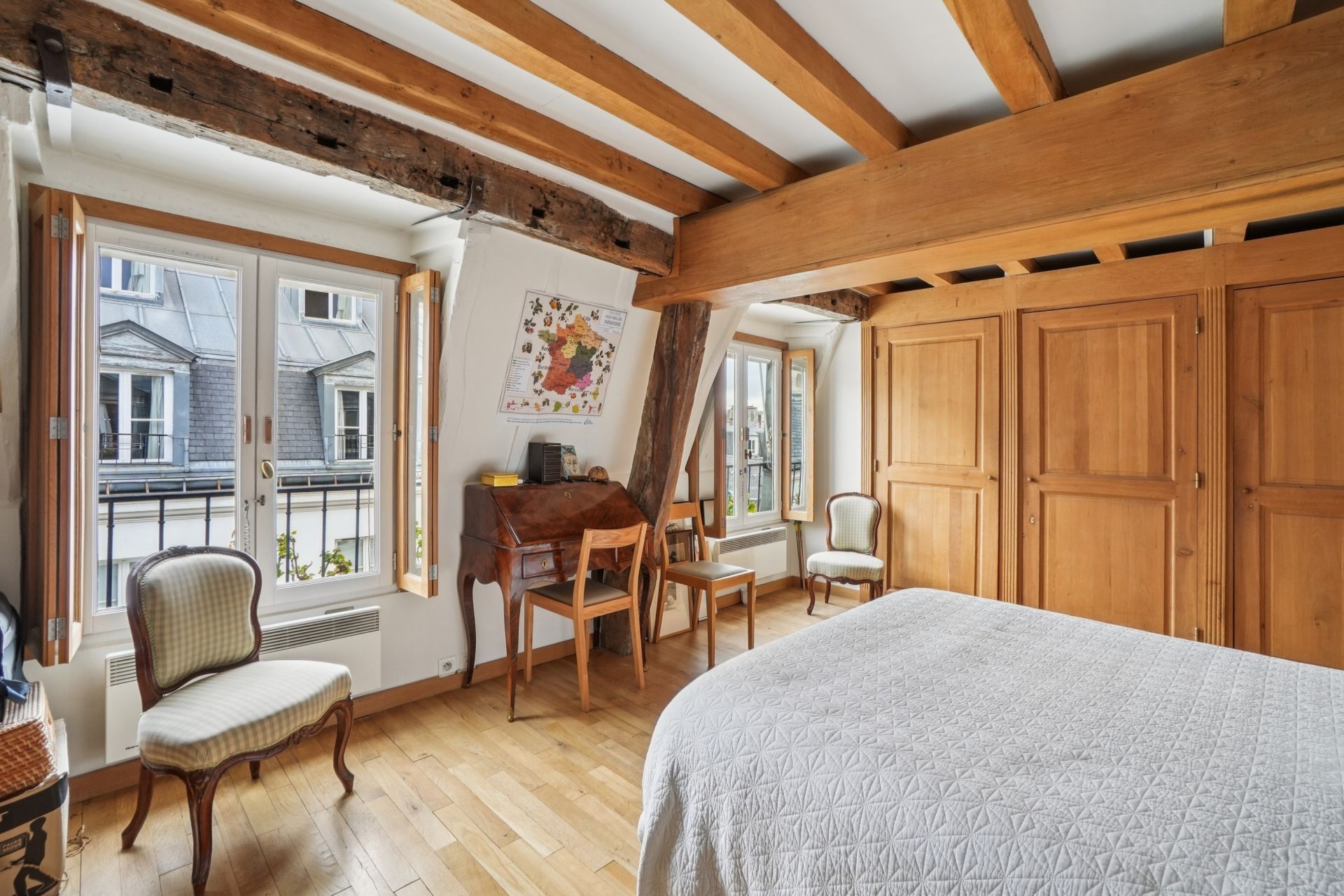 luxury apartment 4 Rooms for sale on PARIS (75006)