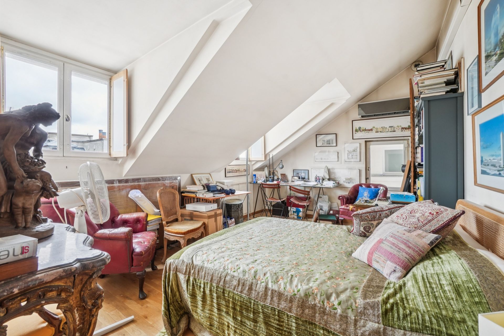 luxury apartment 4 Rooms for sale on PARIS (75006)