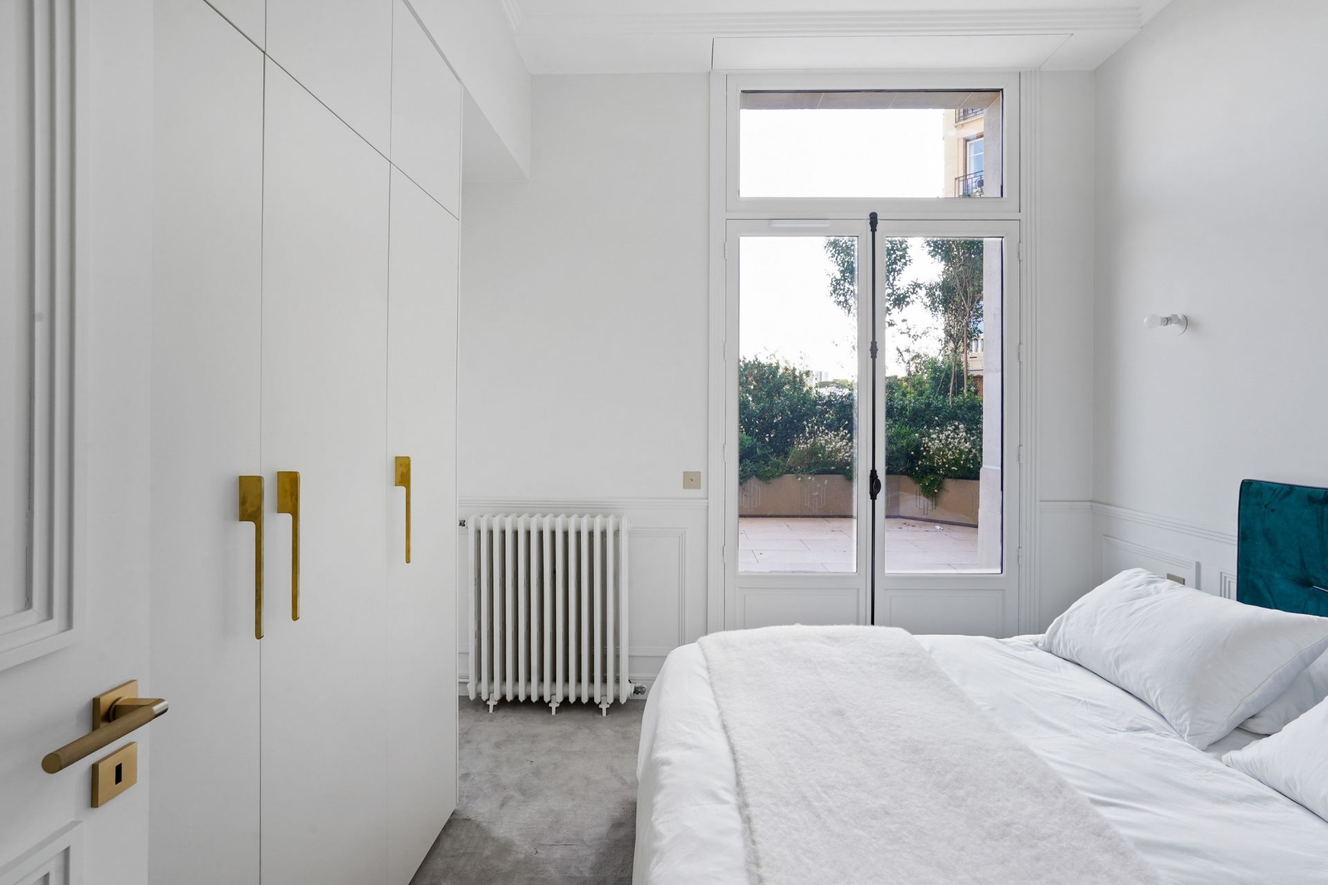 luxury apartment 4 Rooms for sale on PARIS (75016)