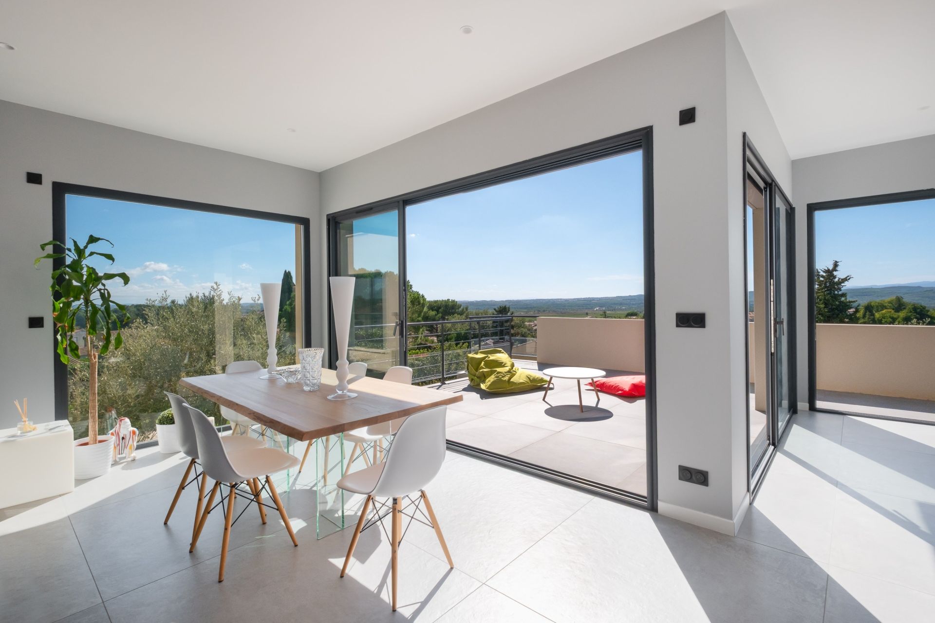 luxury house 5 Rooms for sale on BEZIERS (34500)