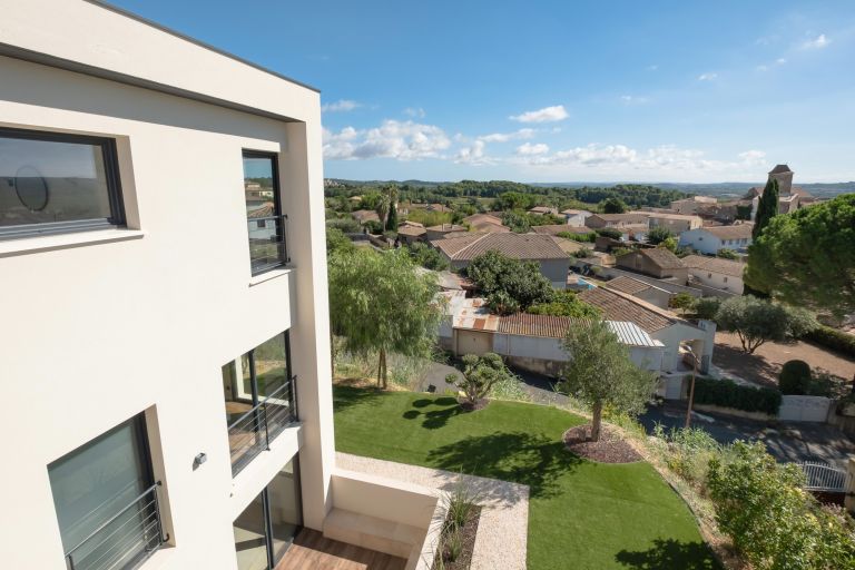 luxury house 5 Rooms for sale on BEZIERS (34500)