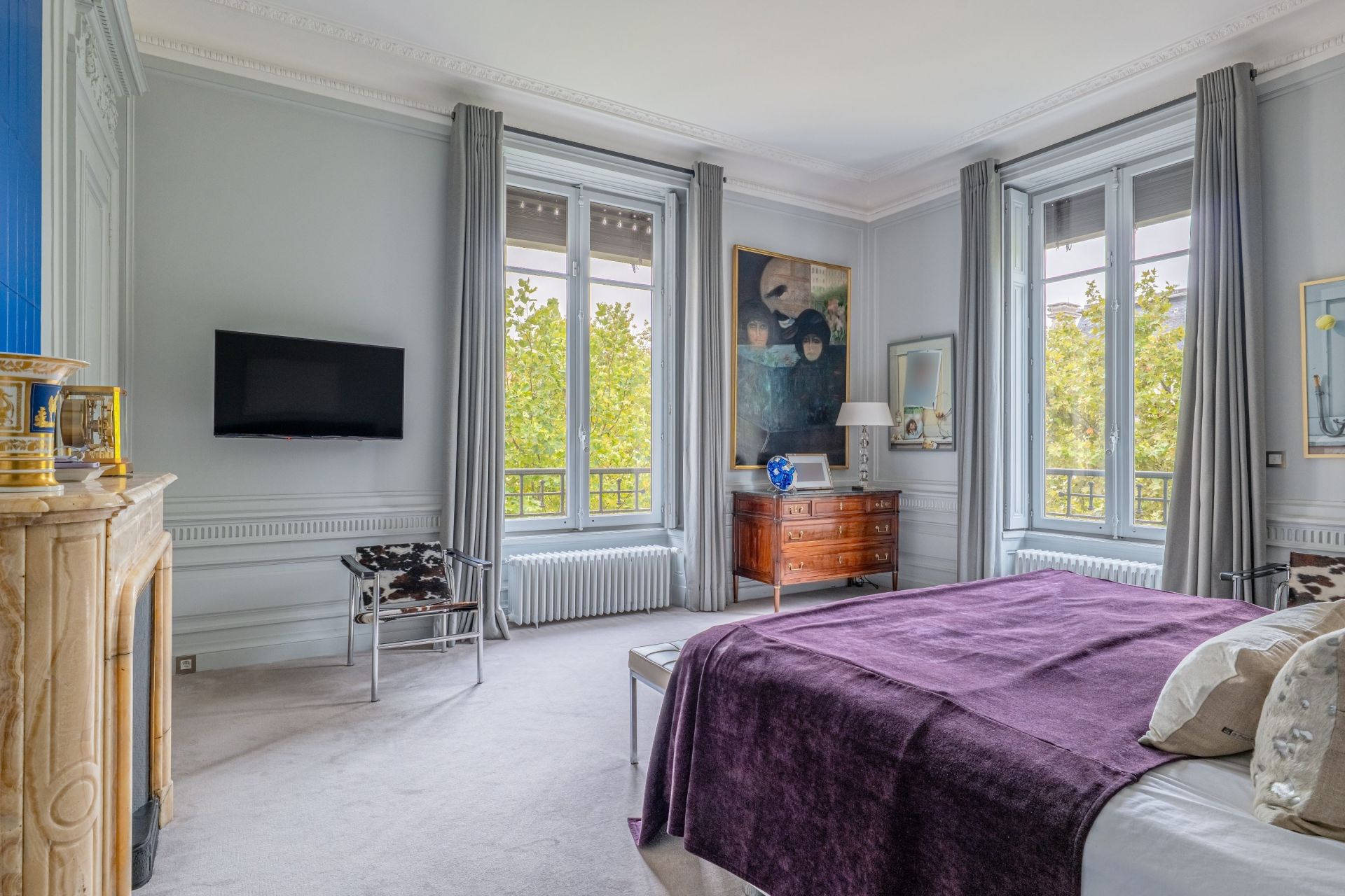 luxury apartment 7 Rooms for sale on LYON (69006)