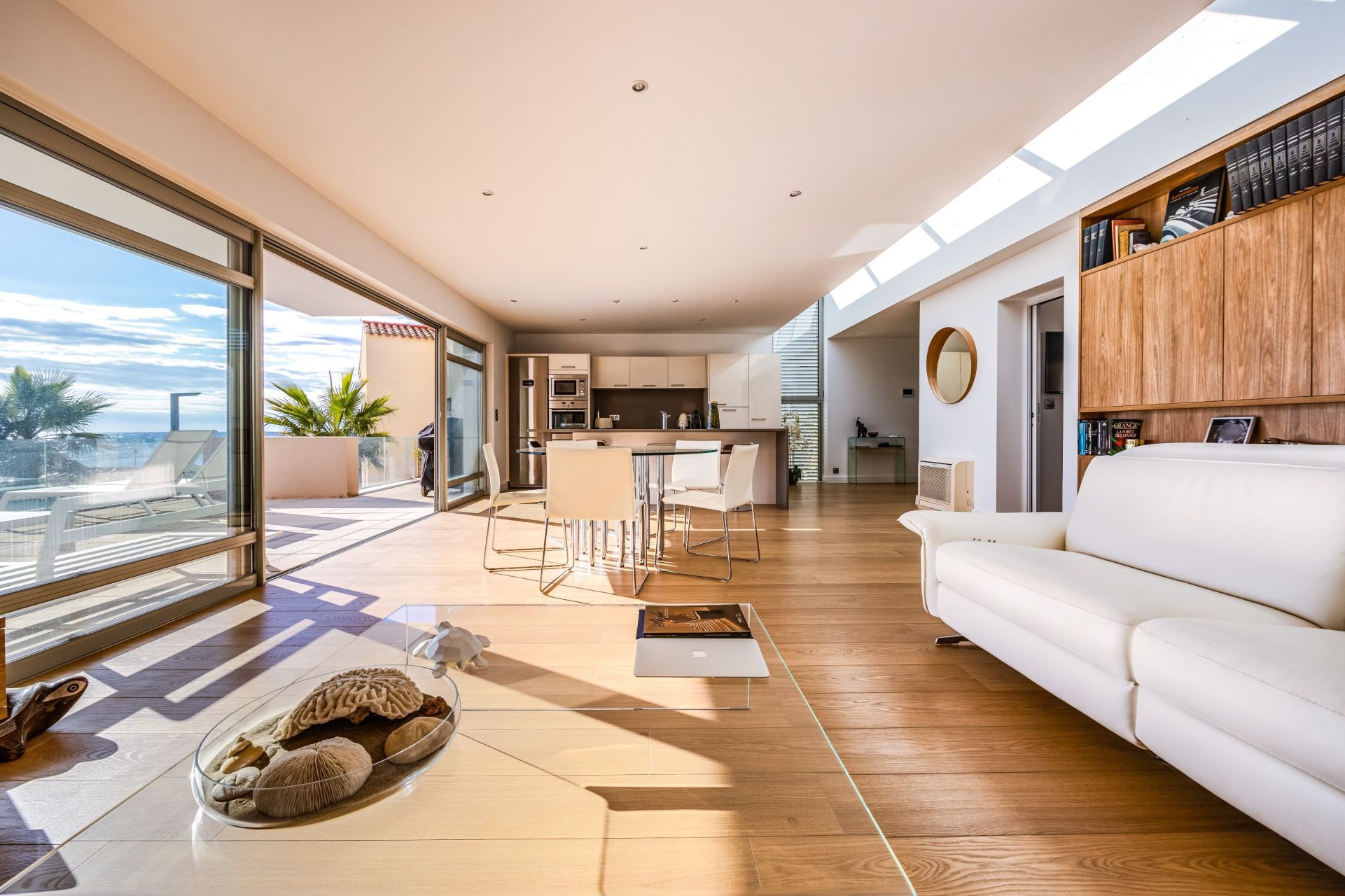 luxury house 4 Rooms for sale on ST CYPRIEN PLAGE (66750)