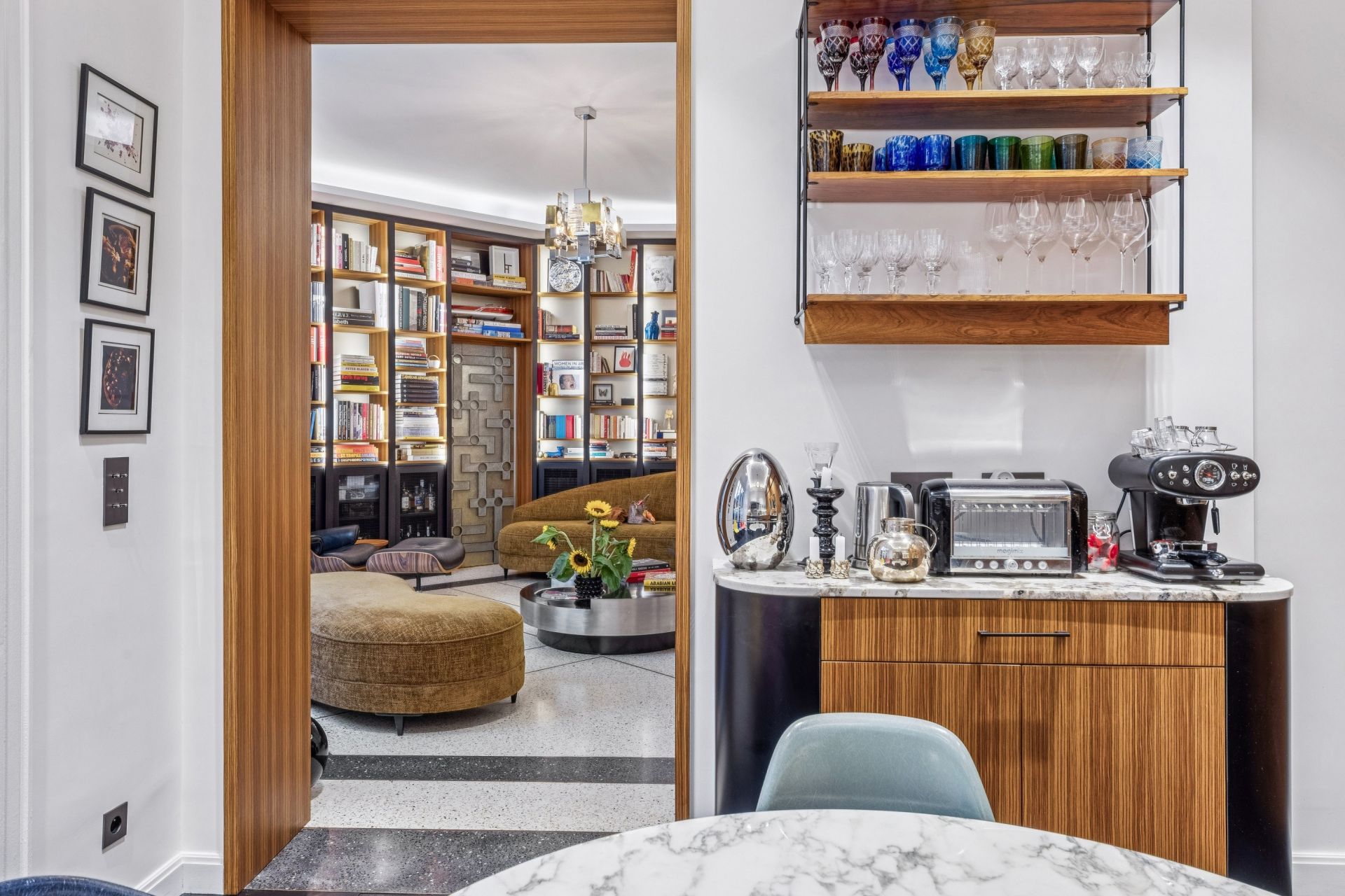 luxury apartment 5 Rooms for sale on PARIS (75008)