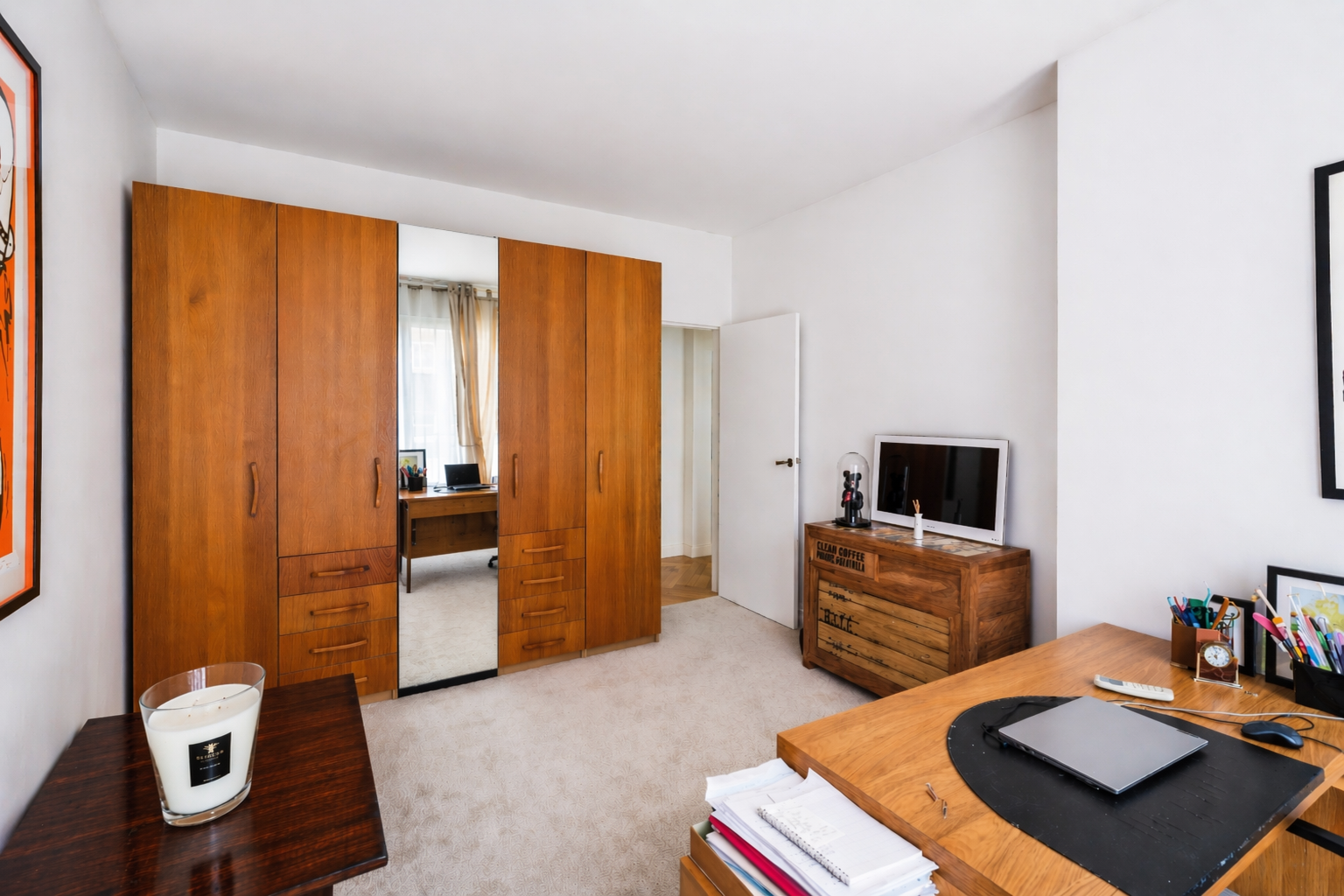 luxury apartment 4 Rooms for sale on PARIS (75016)