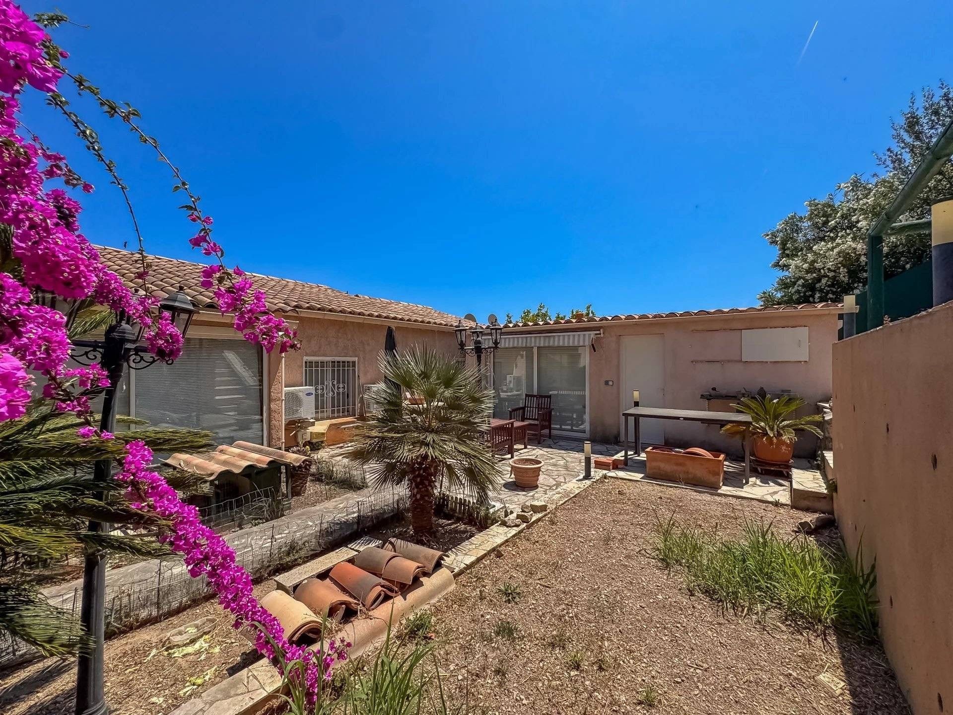 duplex de luxe 4 Pièces en vente sur EZE (06360)