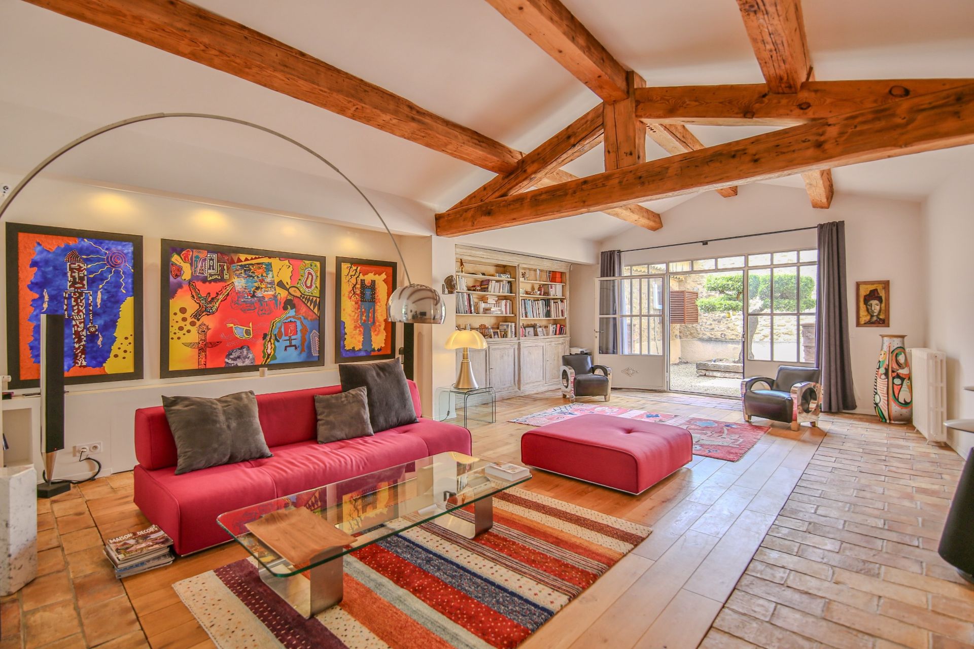 luxury house 12 Rooms for sale on ALTHEN DES PALUDS (84210)