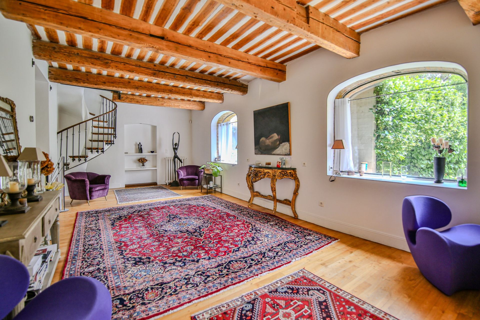 luxury house 12 Rooms for sale on ALTHEN DES PALUDS (84210)