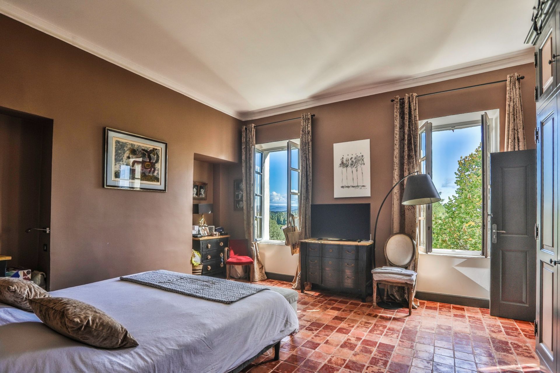 luxury property 21 Rooms for sale on LORIOL DU COMTAT (84870)