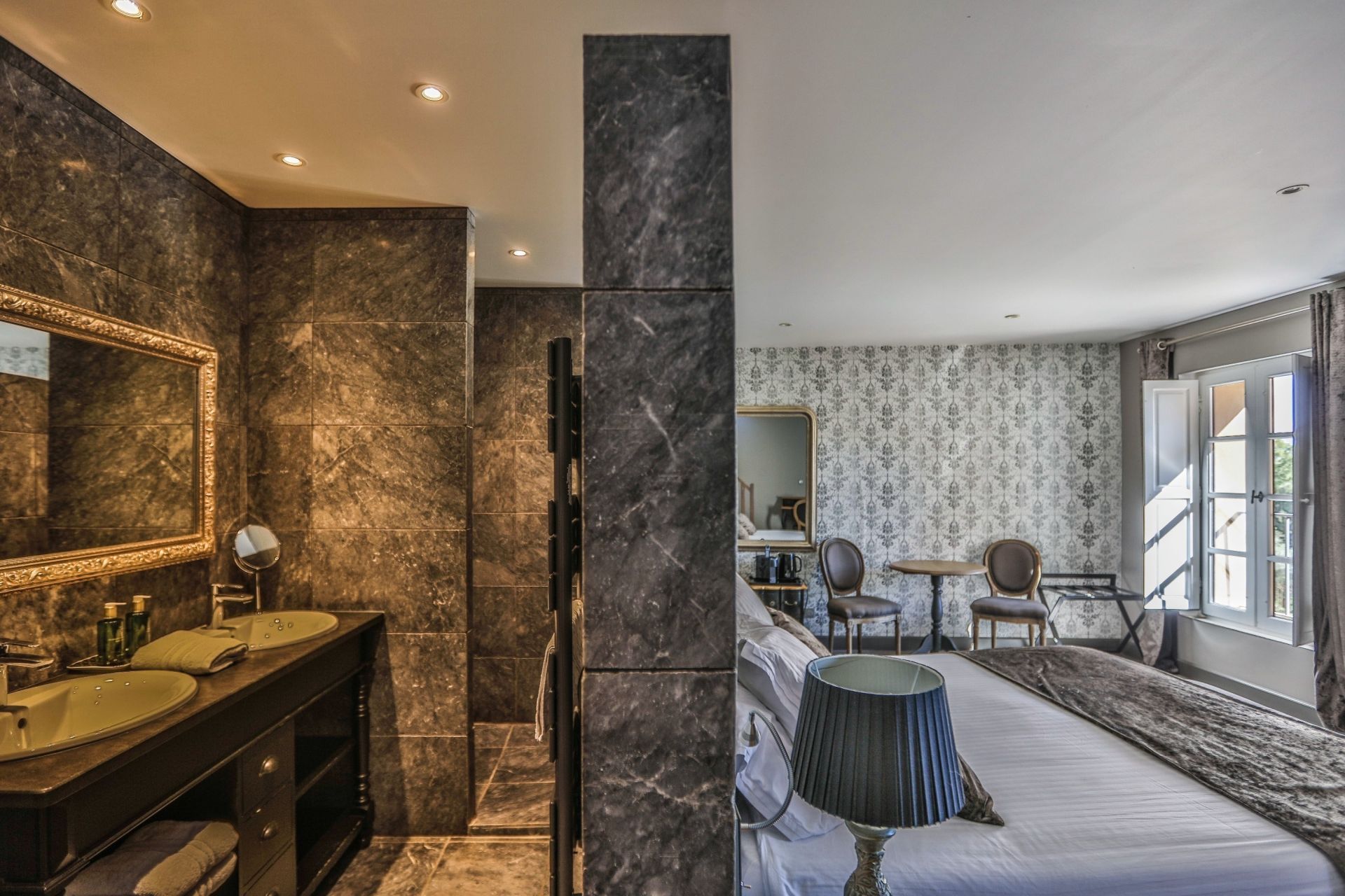 propriété de luxe 21 Pièces en vente sur LORIOL DU COMTAT (84870)