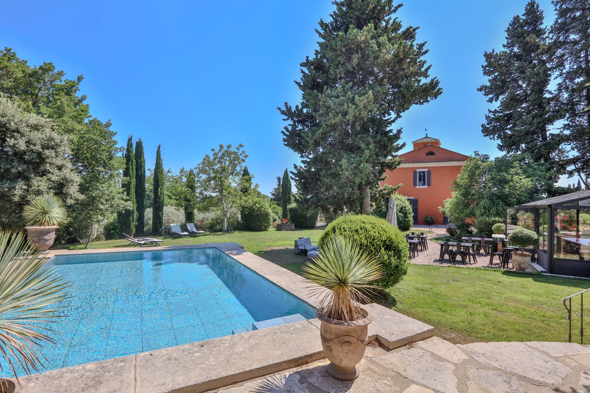 propriété de luxe 21 Pièces en vente sur LORIOL DU COMTAT (84870)