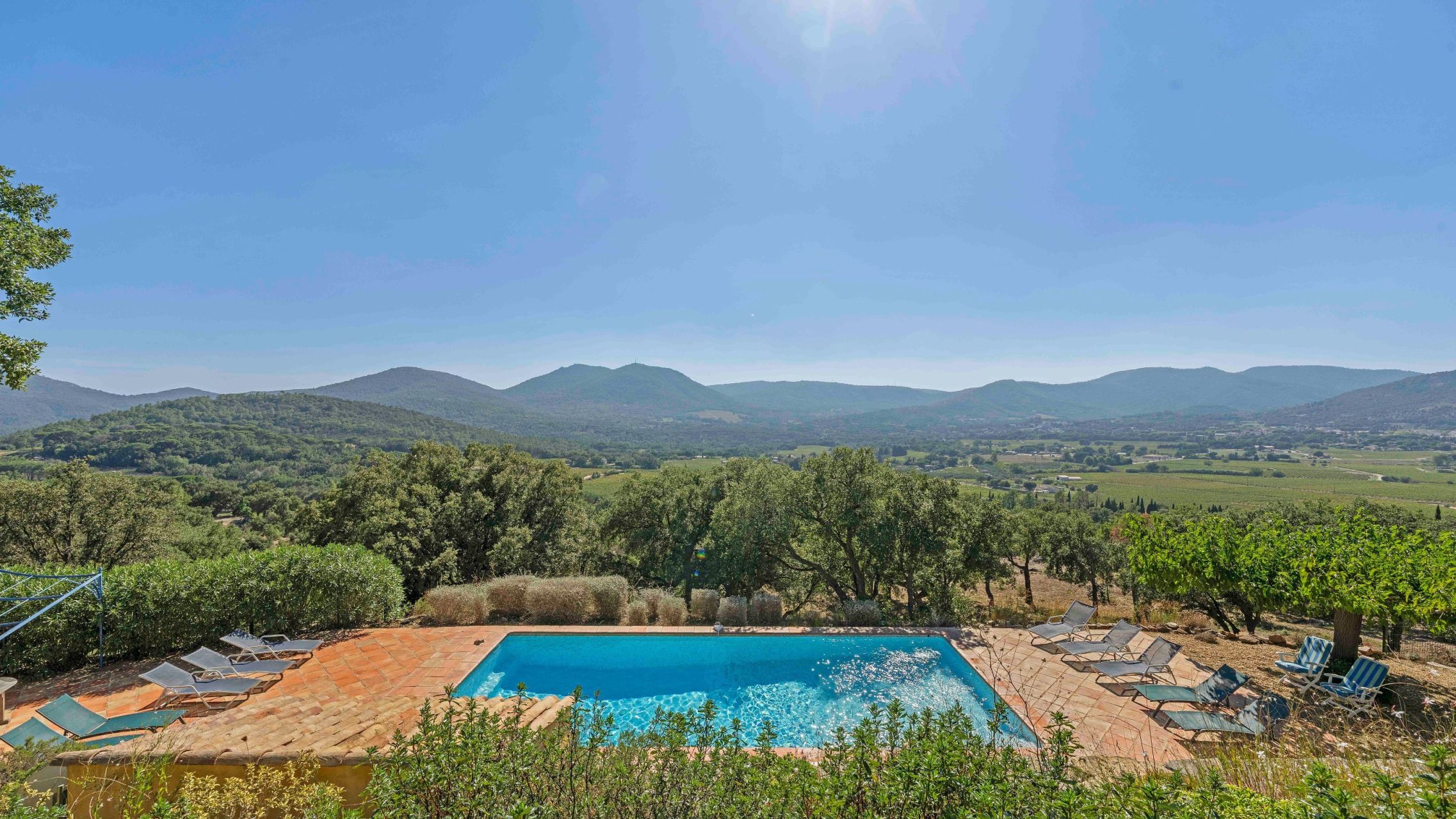 villa de luxe 10 Pièces en vente sur LE PLAN DE LA TOUR (83120)