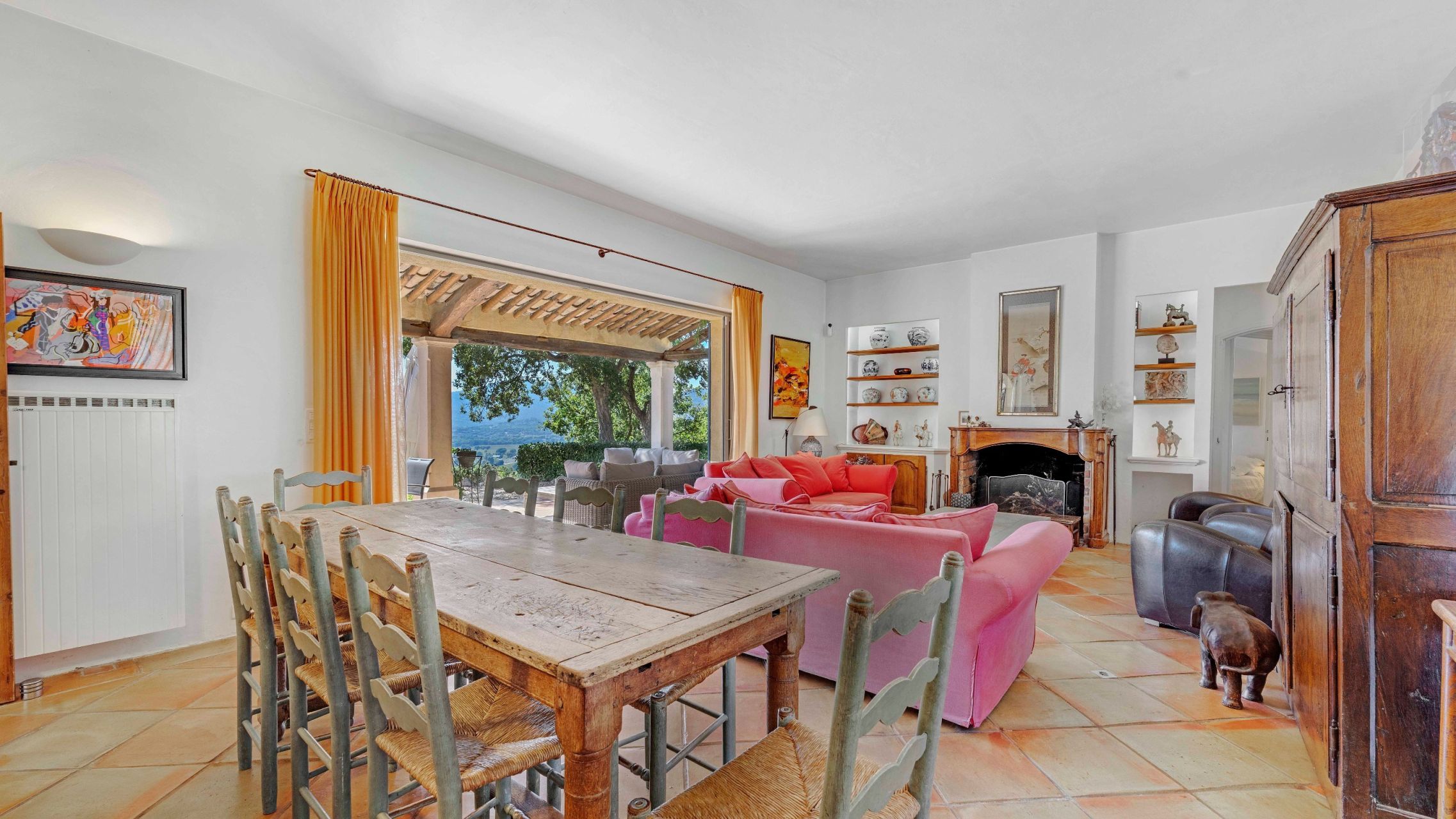 luxury villa 10 Rooms for sale on LE PLAN DE LA TOUR (83120)
