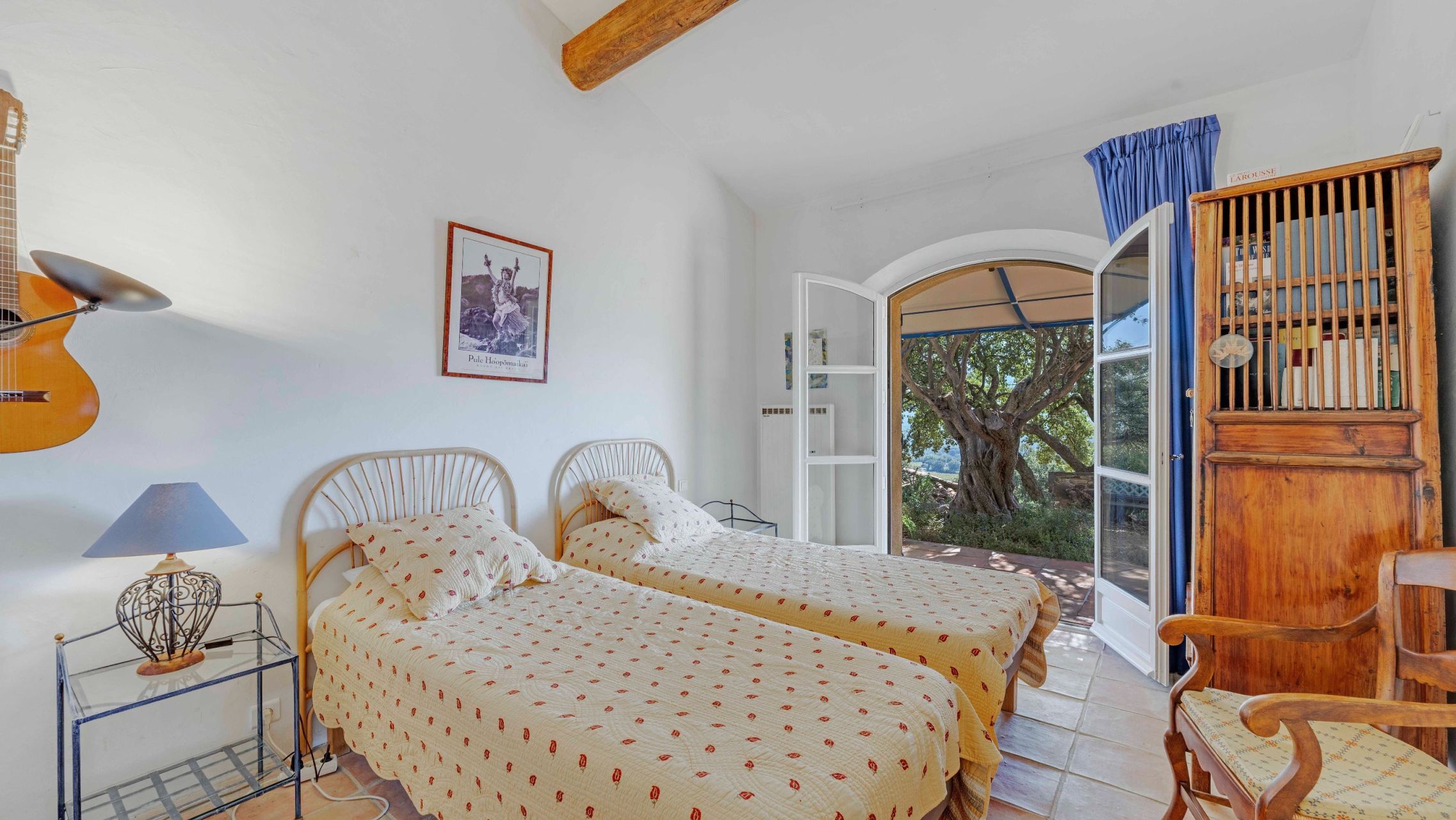luxury villa 10 Rooms for sale on LE PLAN DE LA TOUR (83120)