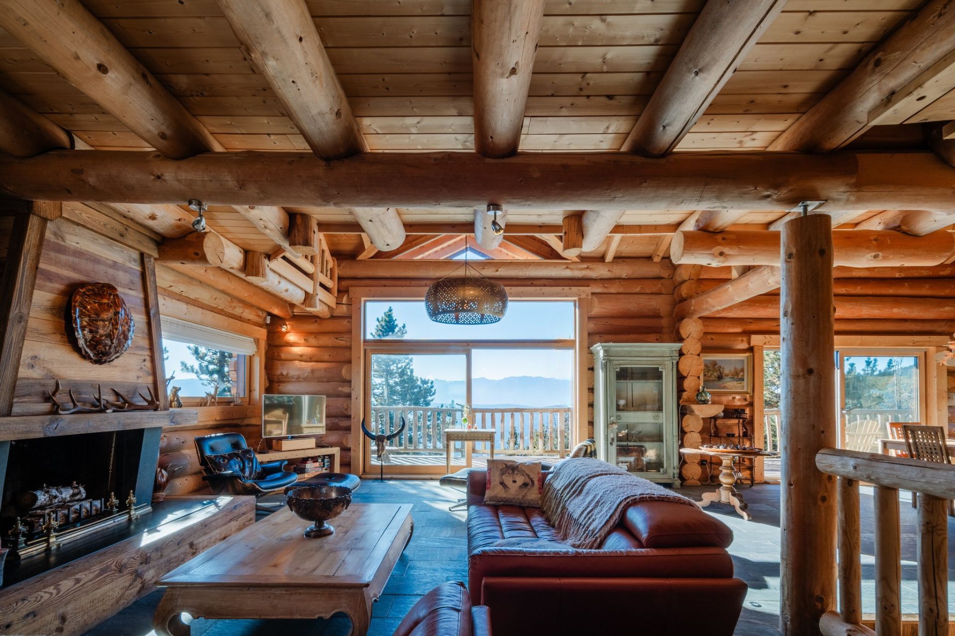luxury chalet 5 Rooms for sale on LES ANGLES (66210)