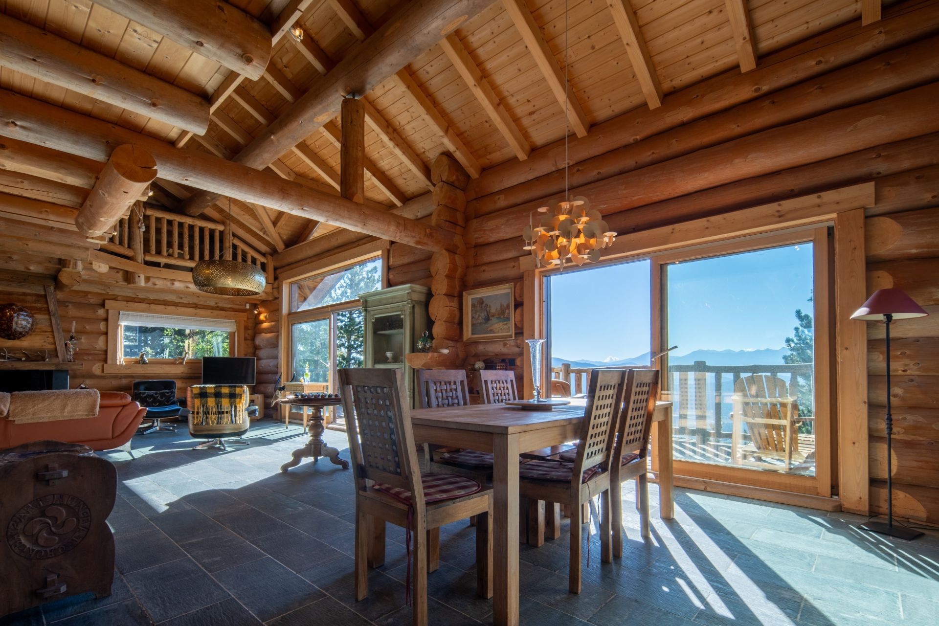 chalet de luxe 5 Pièces en vente sur LES ANGLES (66210)