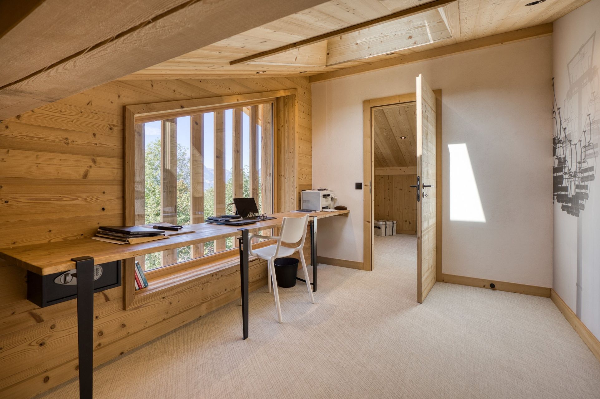 luxury chalet 6 Rooms for sale on ST GERVAIS LES BAINS (74170)