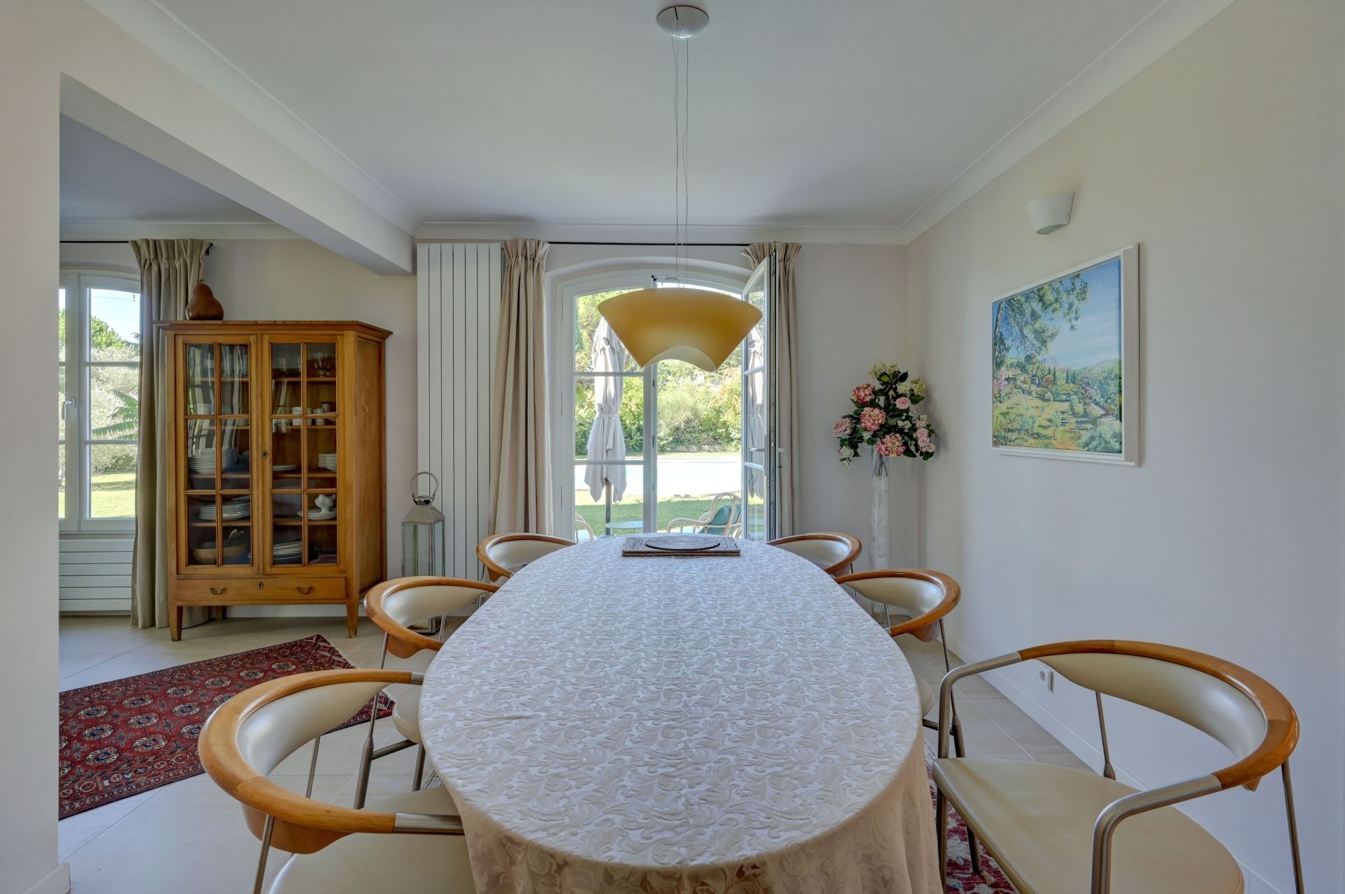 luxury house 8 Rooms for sale on AIX EN PROVENCE (13090)